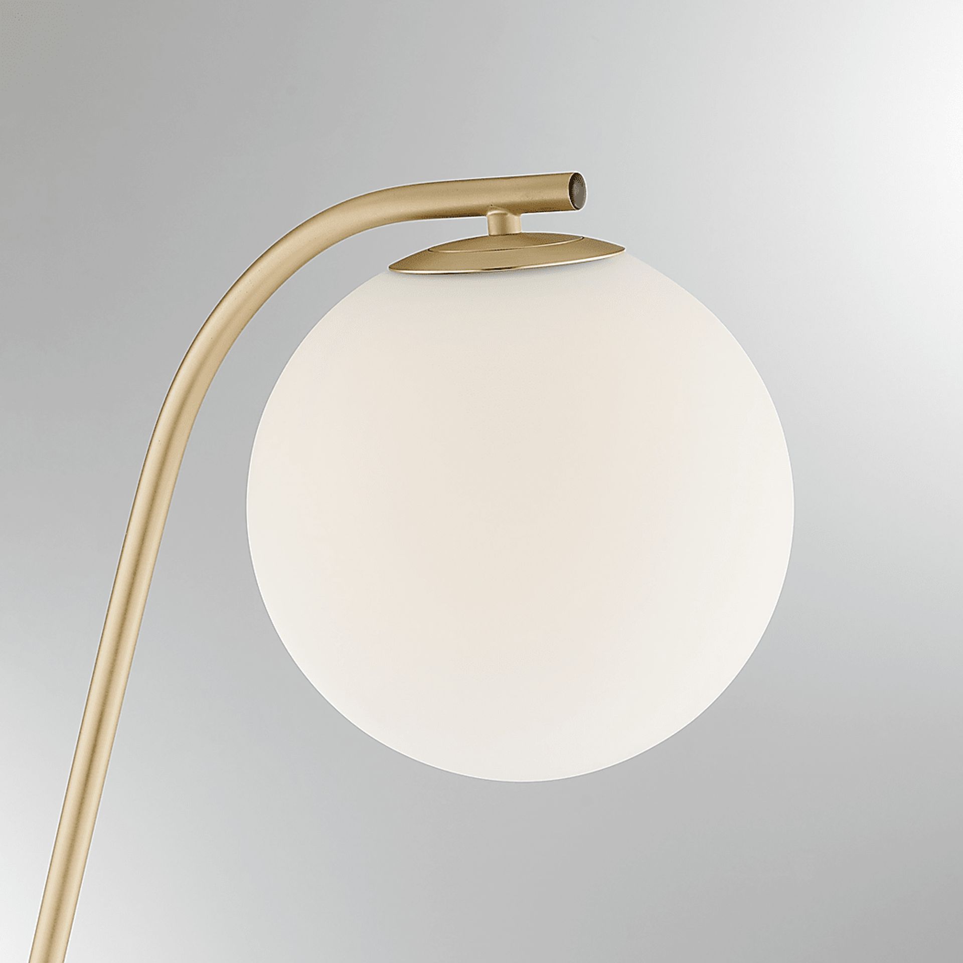 Fiore Point Gold Floor Lamp - Image 2