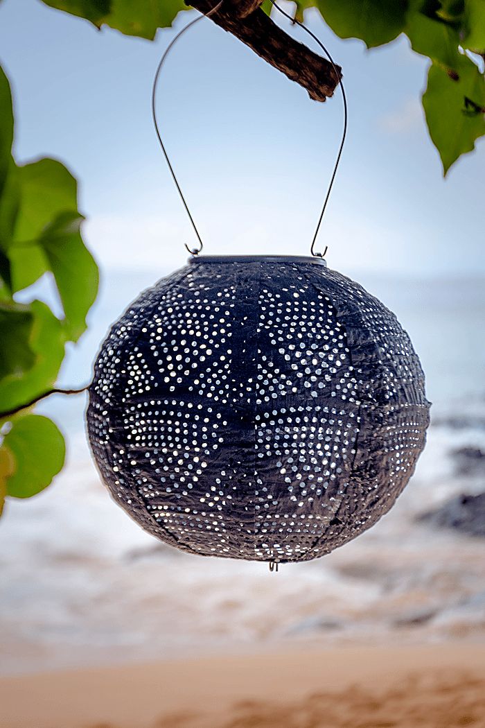 Fiyga Edge Outdoor Solar Lantern - Thumbnail 2