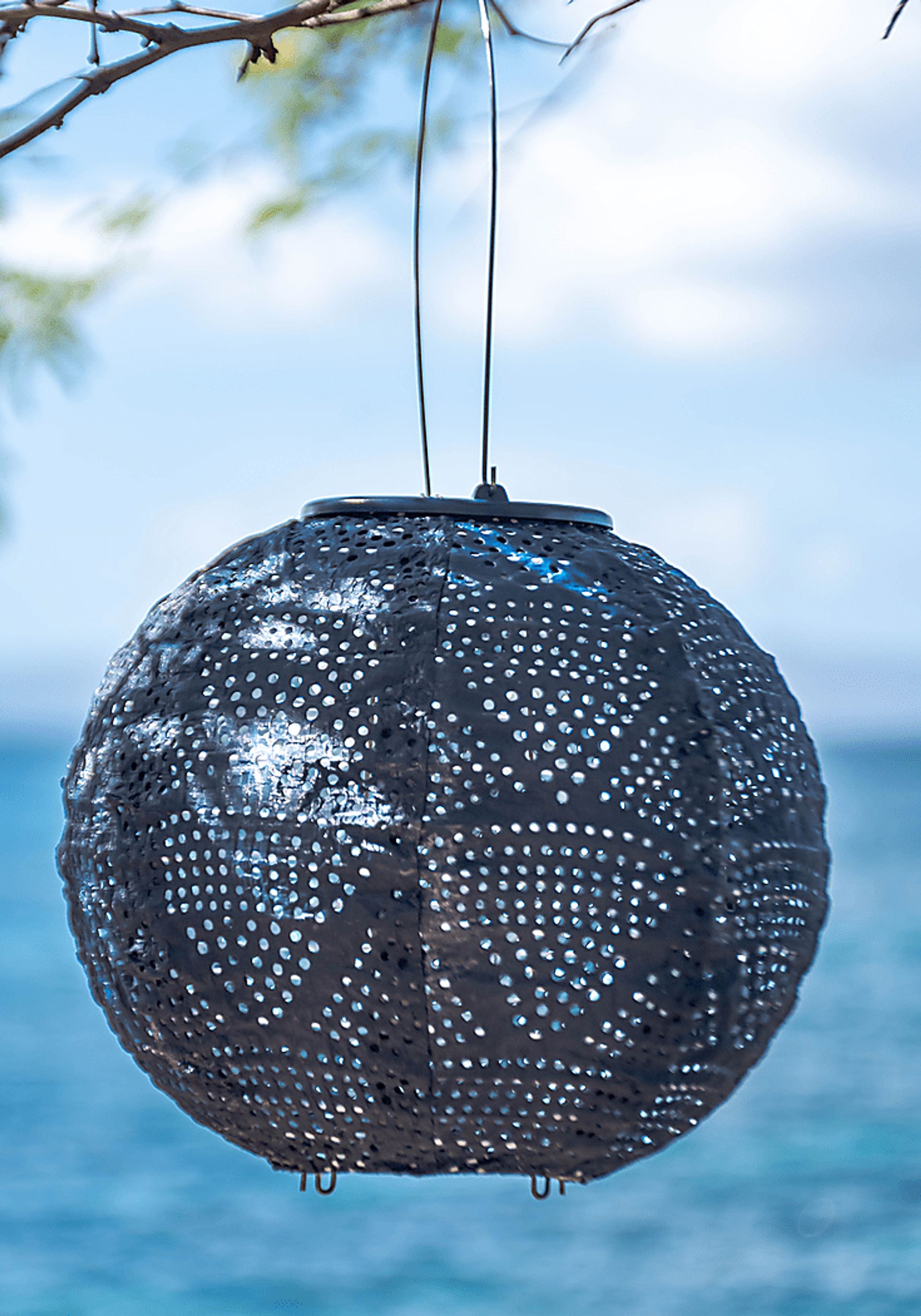 Fiyga Edge Outdoor Blue Solar Lantern - Image 6