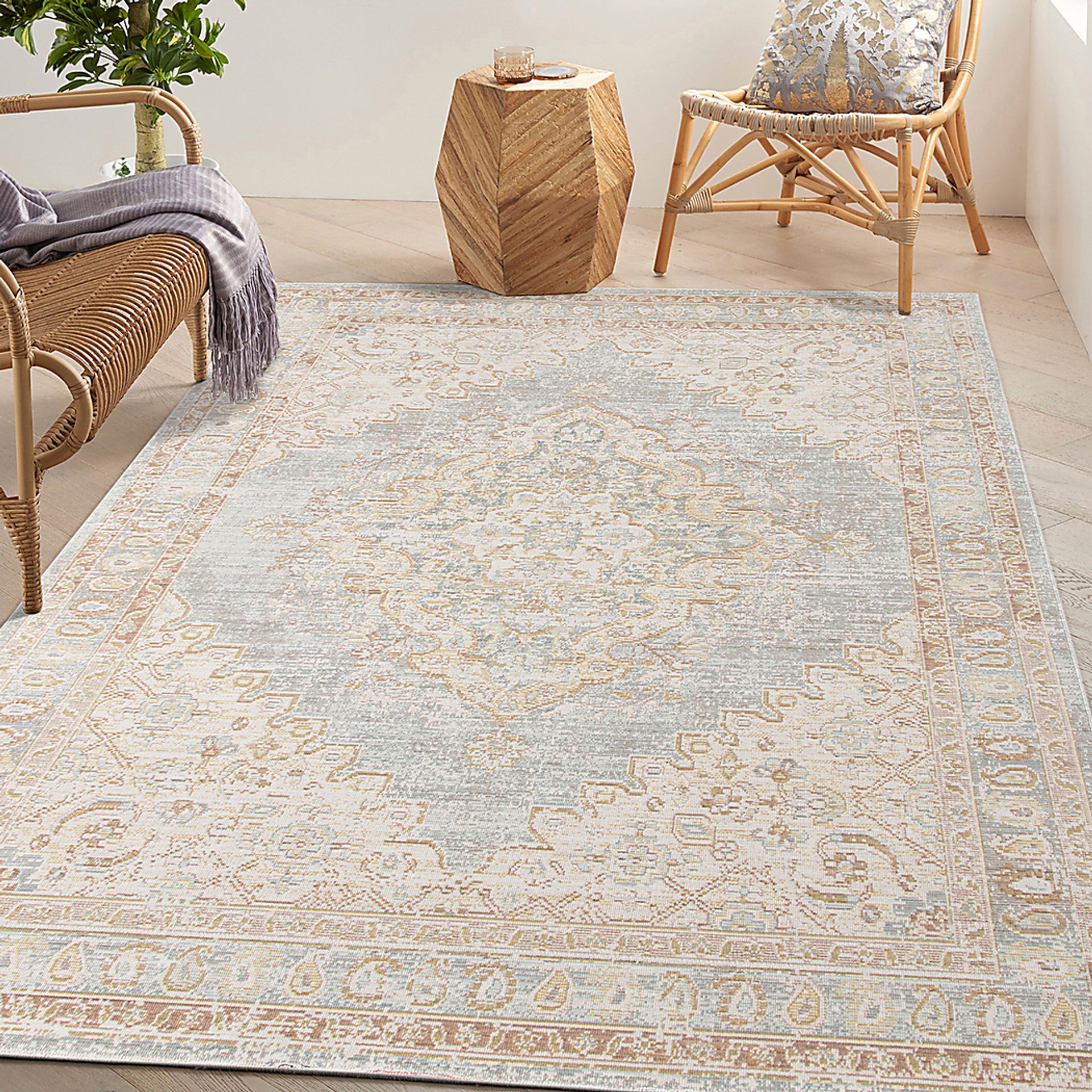 Flara Gray 7'10 x 10'6 Rug - Image 2