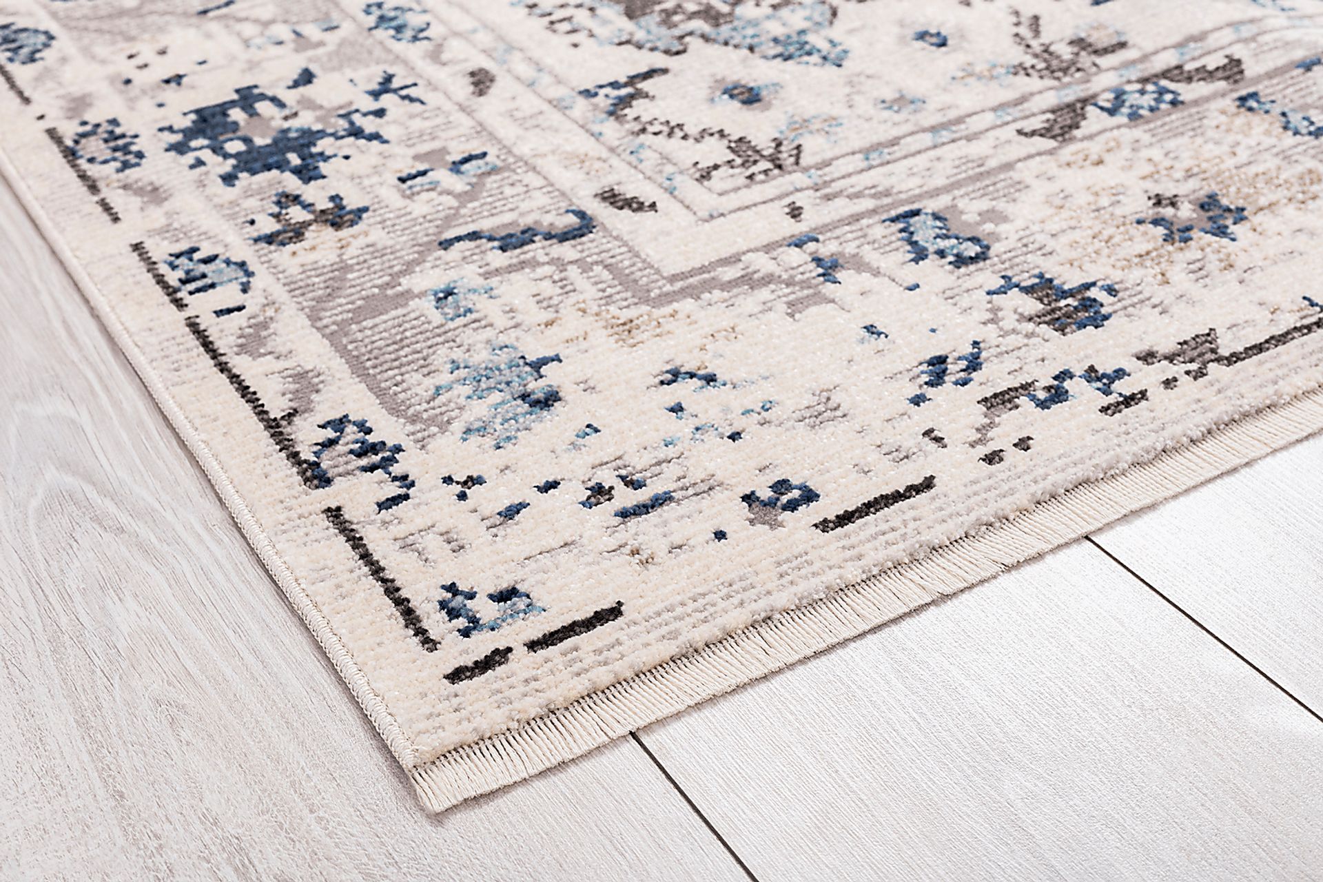 Florrie Silver 7'10 x 10' Rug - Image 4