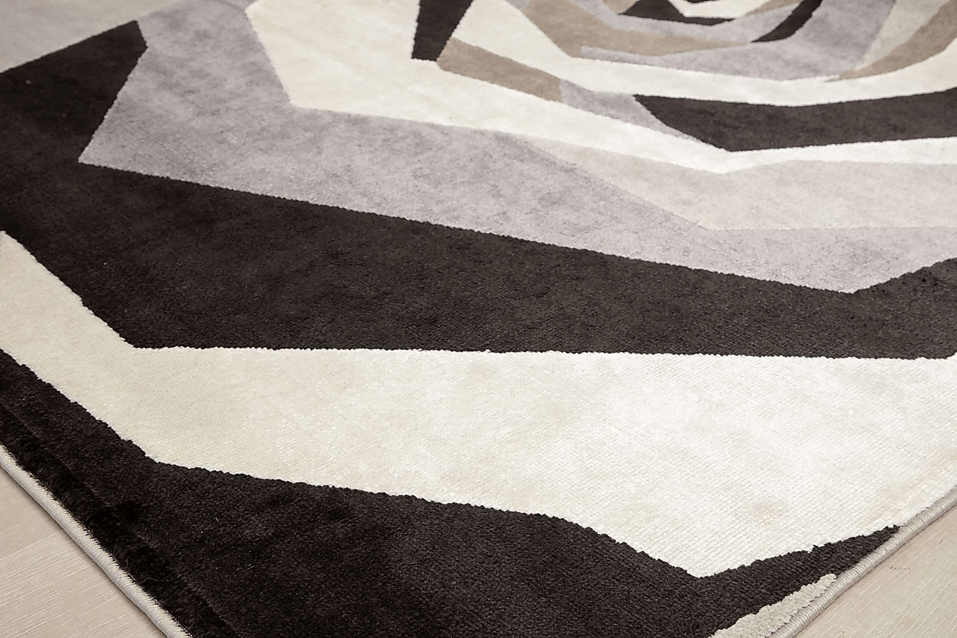 Fodali Black 5' x 7' Rug - Image 6