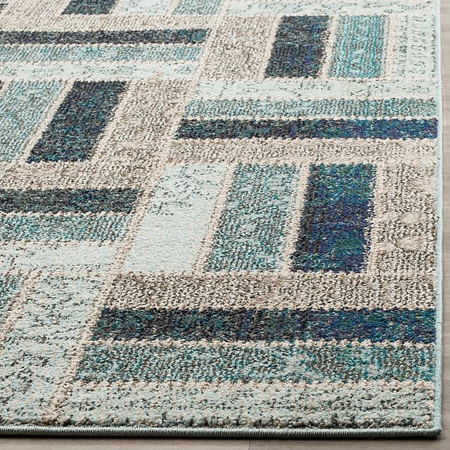 Forada Gray 5'1 x 7'7 Rug - Thumbnail - Image 3