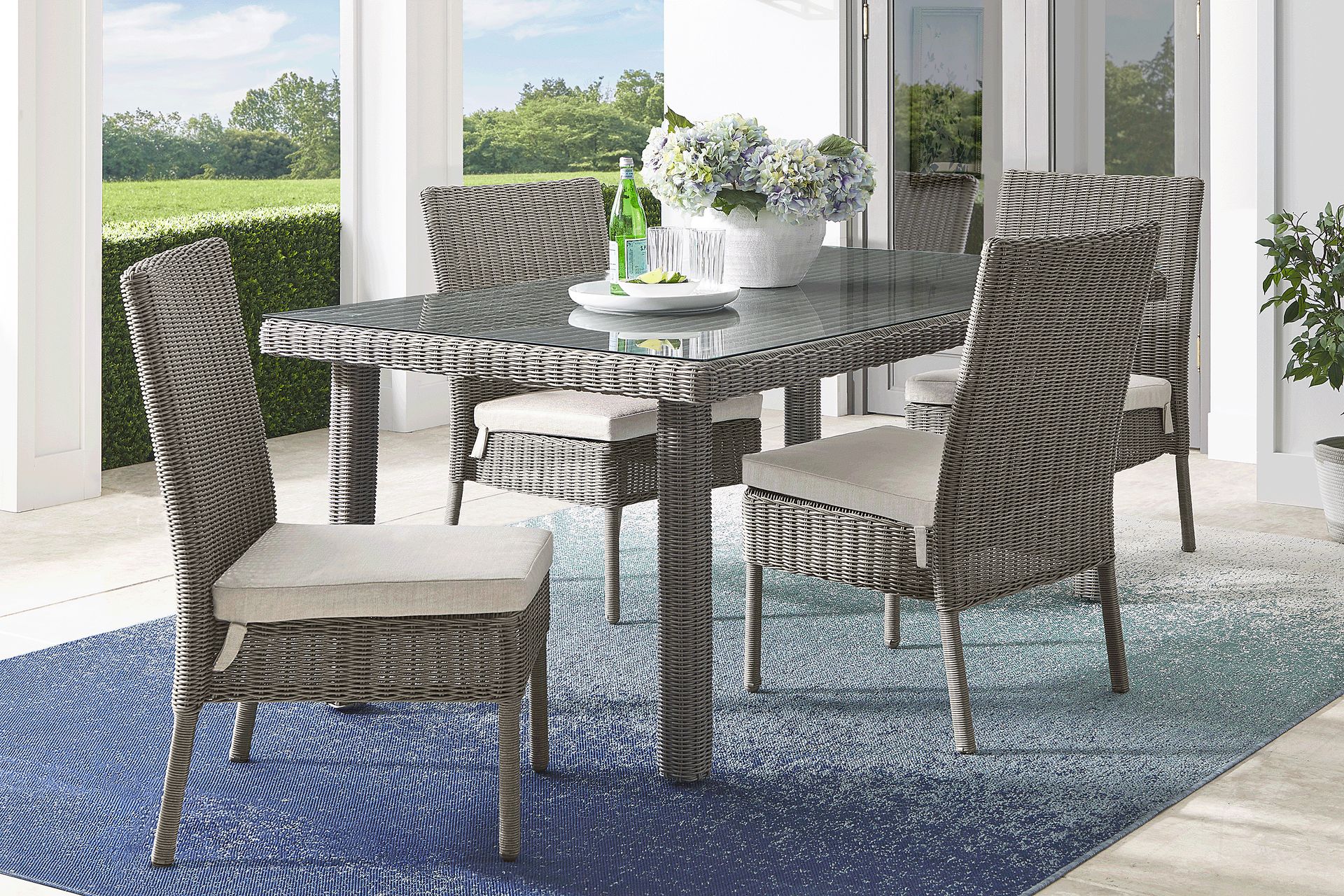 Forest Hills Gray 5 Pc Outdoor Dining Set - Image 1