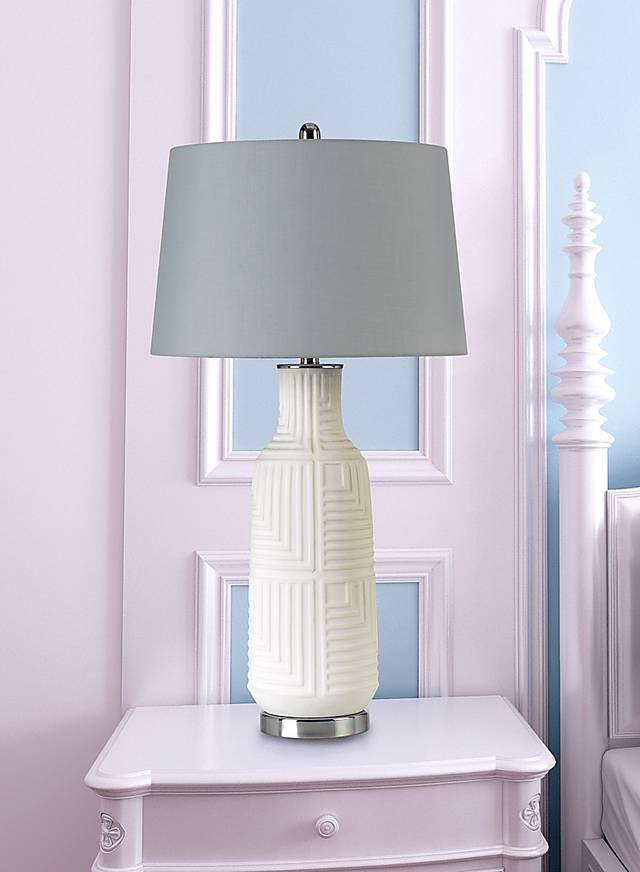 Fox Creek White Lamp - Thumbnail - Image 2