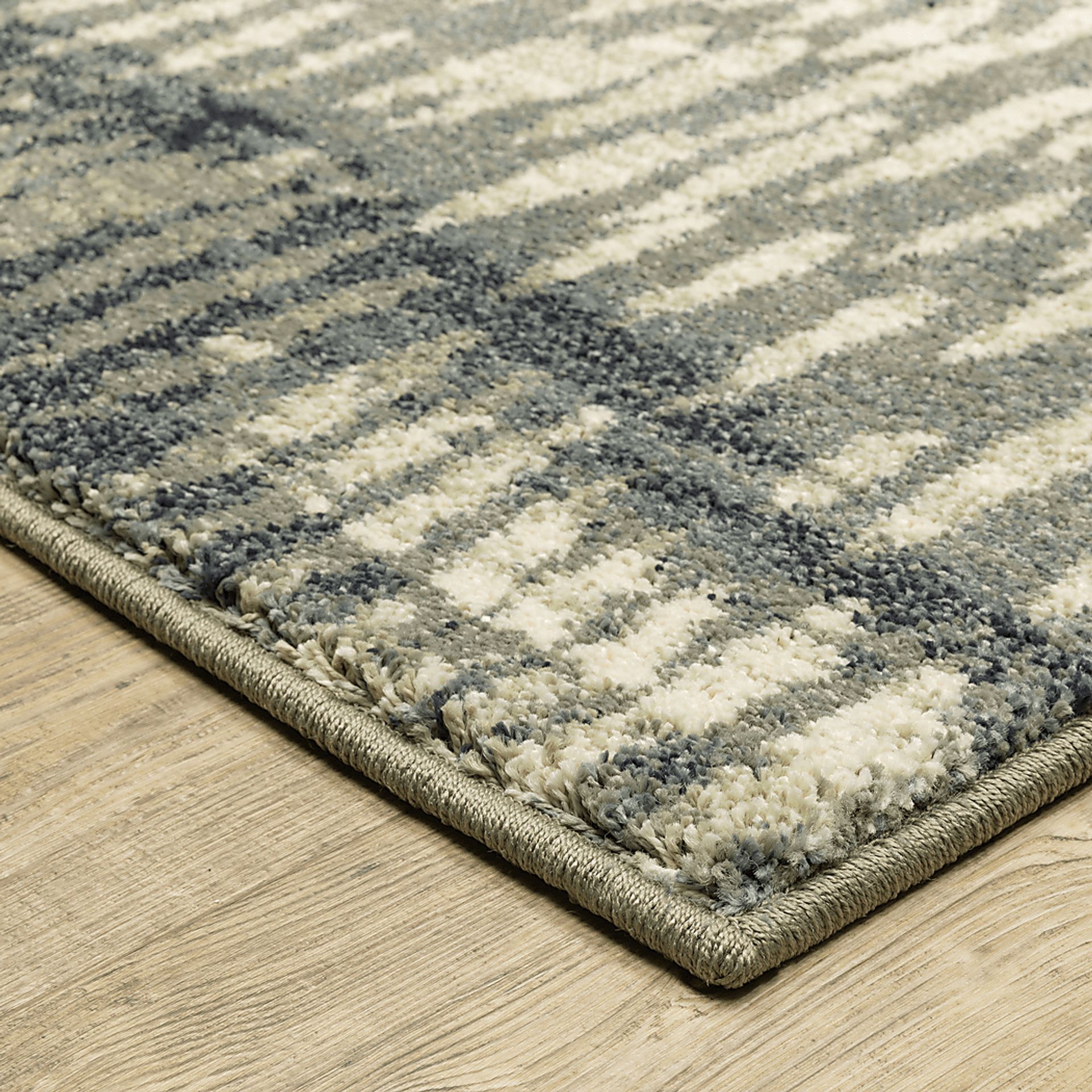 Foxtail Gray 6'7 x 9'6 Rug - Image 3