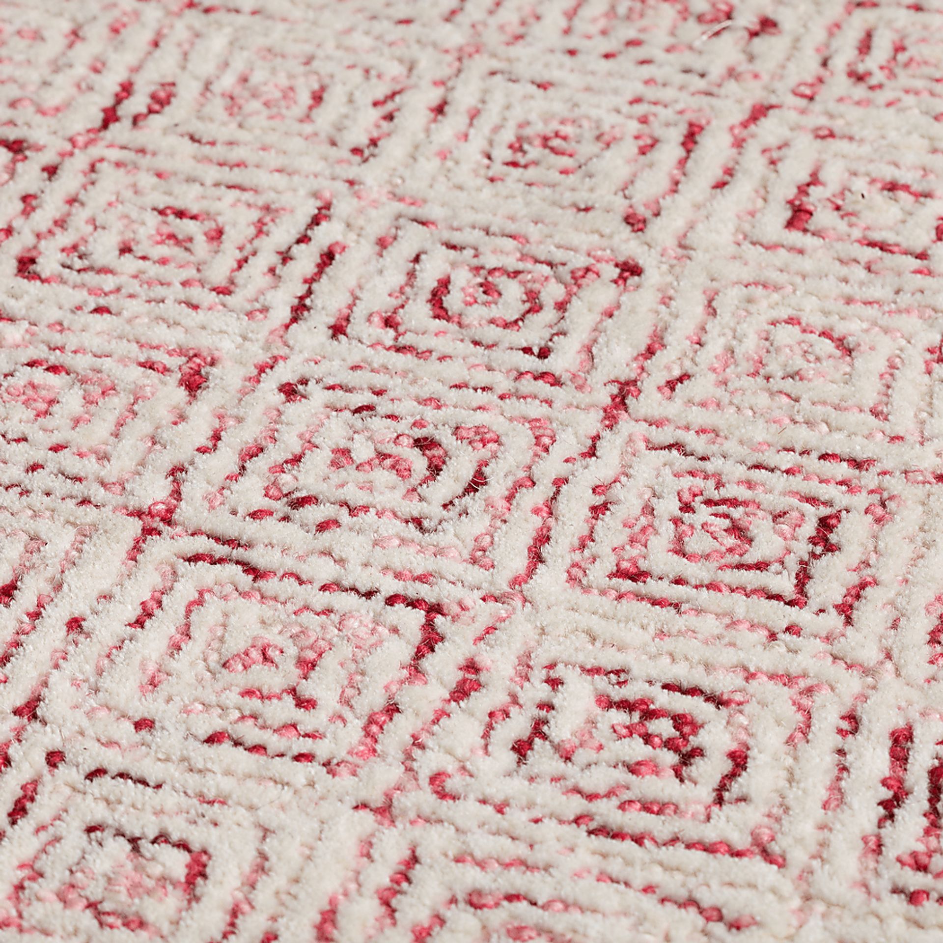 Franford Red 8' x 10' Rug - Image 4