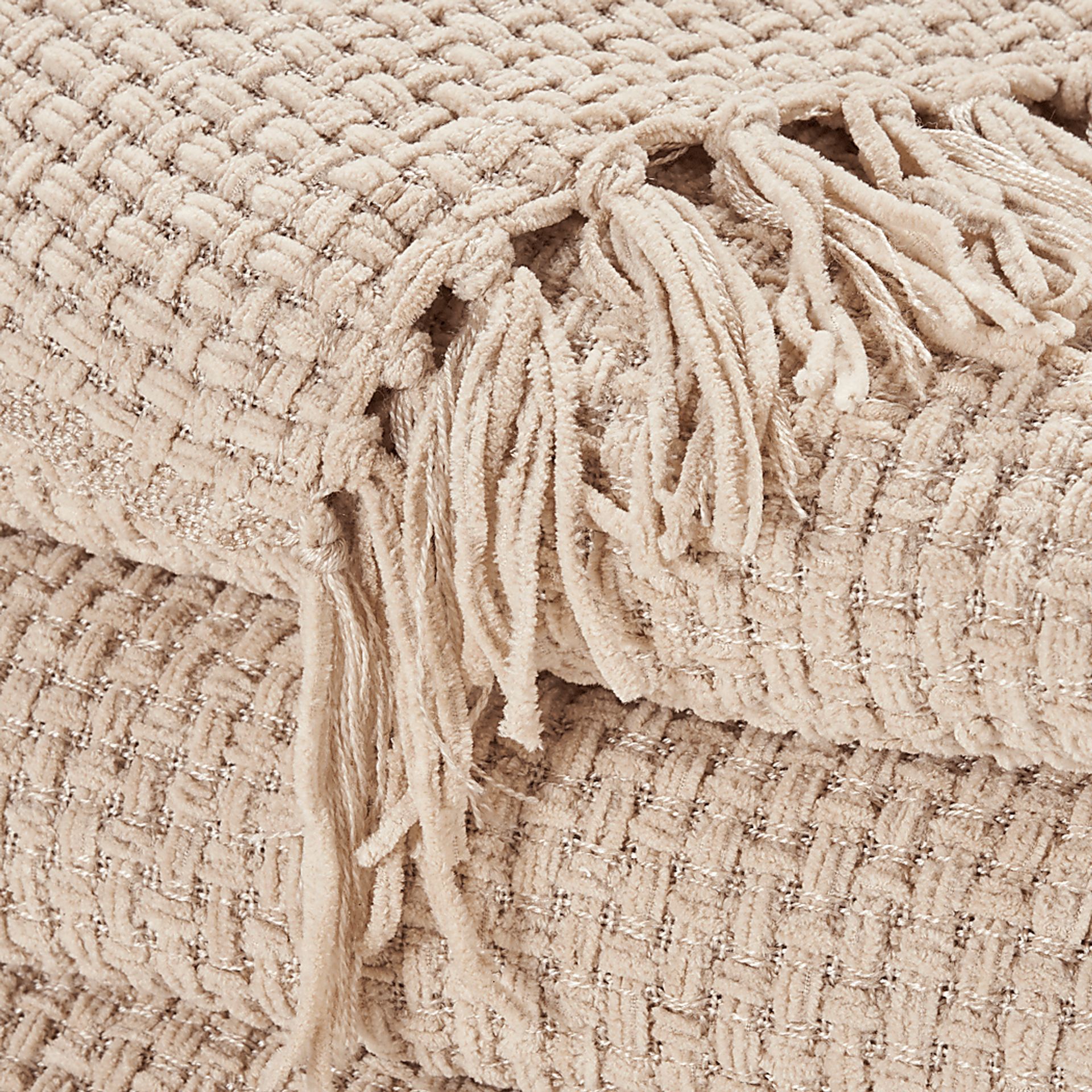 Freddie Beige Large Throw Blanket - Image 2
