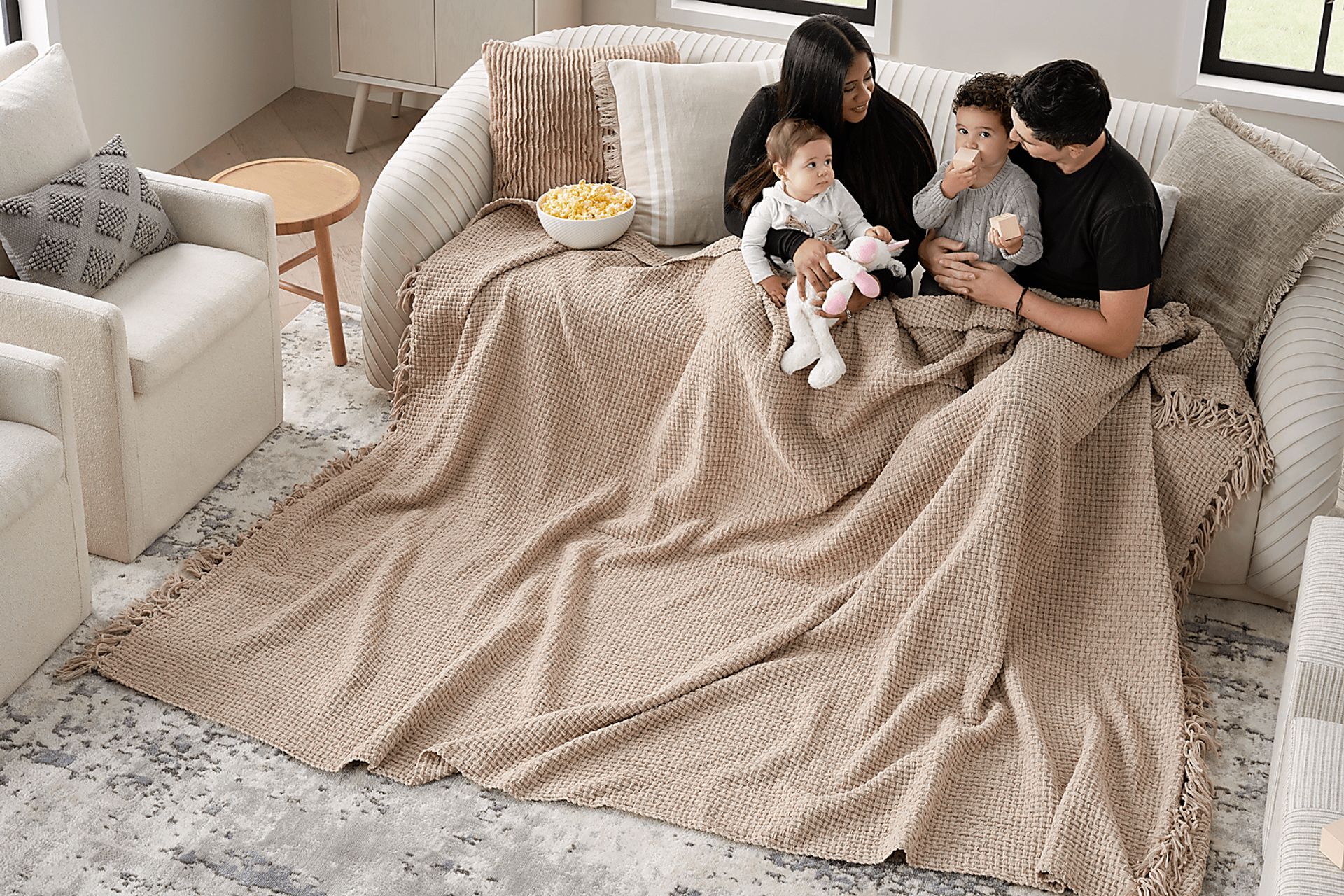 Freddie Beige Large Throw Blanket - Image 5