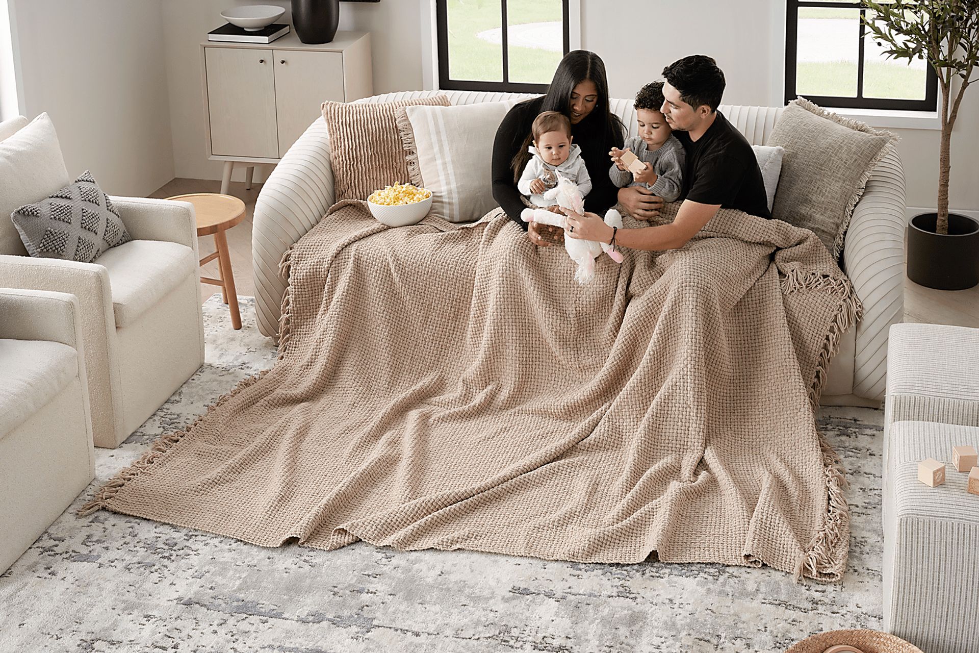 Freddie Beige Large Throw Blanket - Image 6