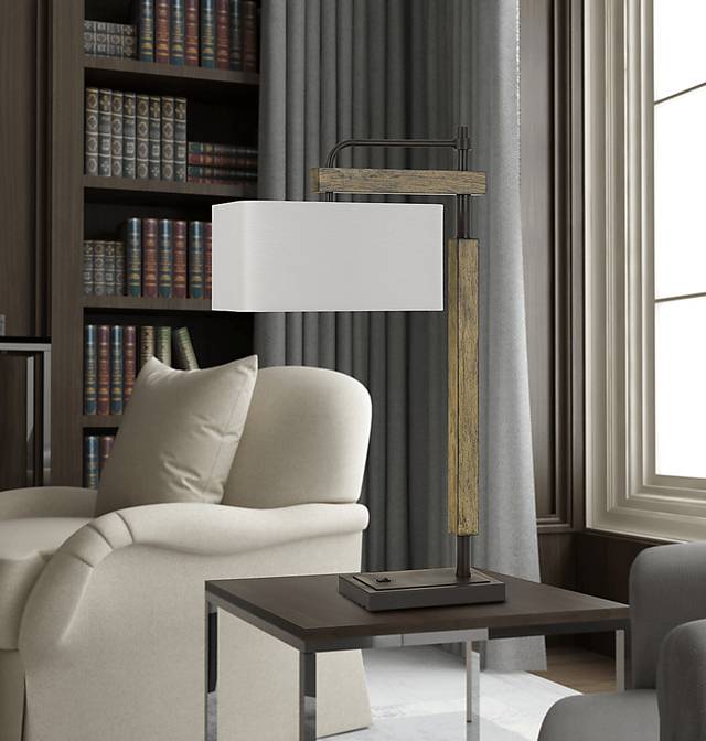 Freeman Place Bronze Lamp - Thumbnail - Image 3