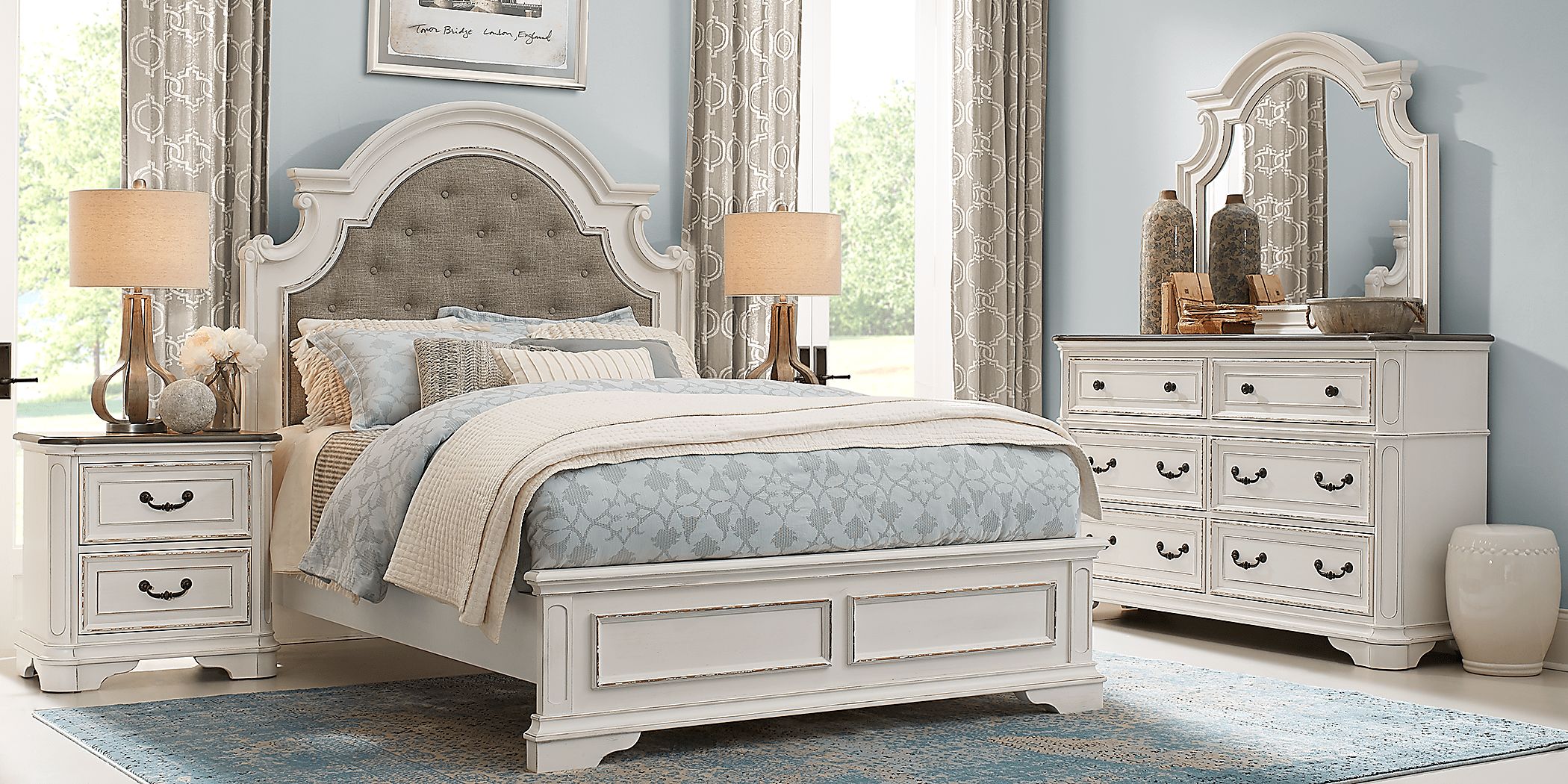 French Market White 5 Pc Queen Upholstered Bedroom Rooms To Go