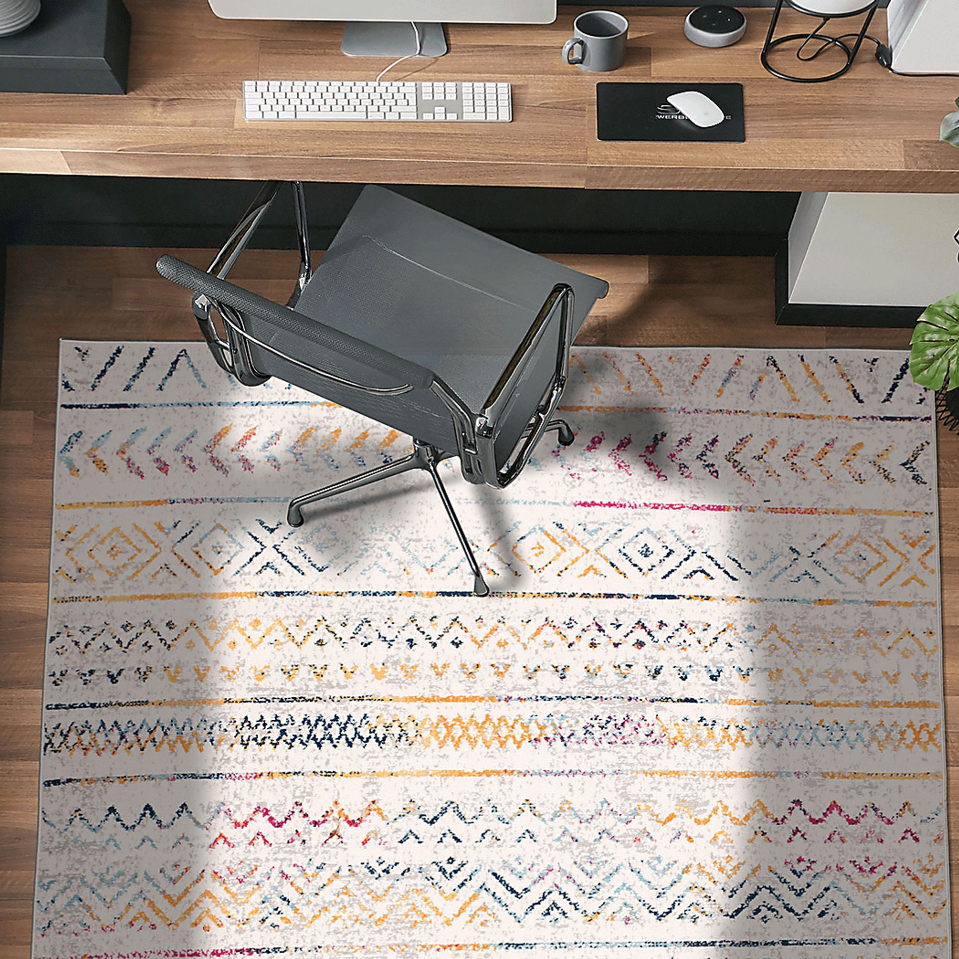 Freyalyn Multi 5' x 7' Rug - Image 3