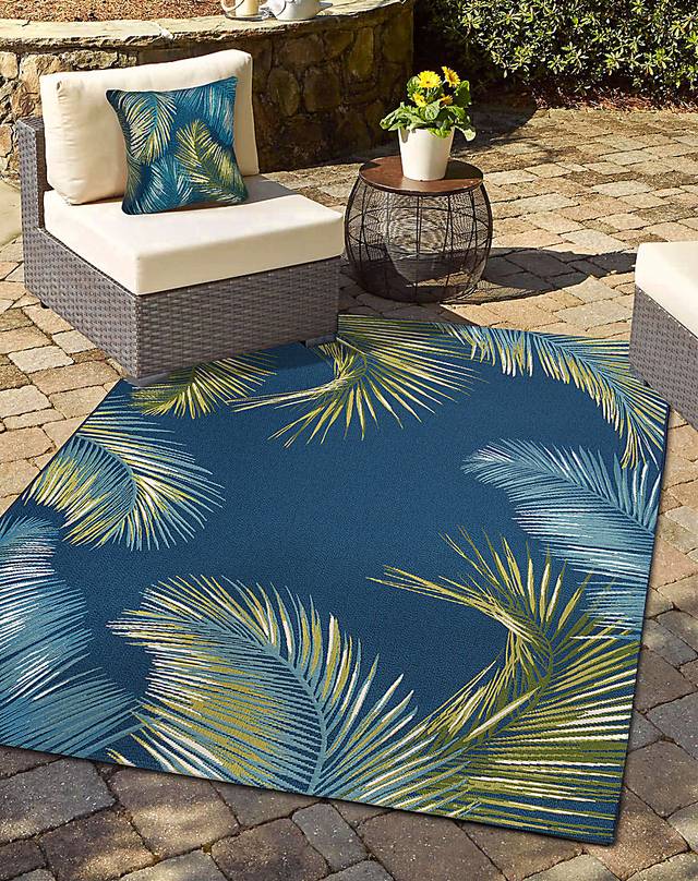 Frond Coast Navy Indoor/Outdoor Accent Pillow - Thumbnail - Image 5