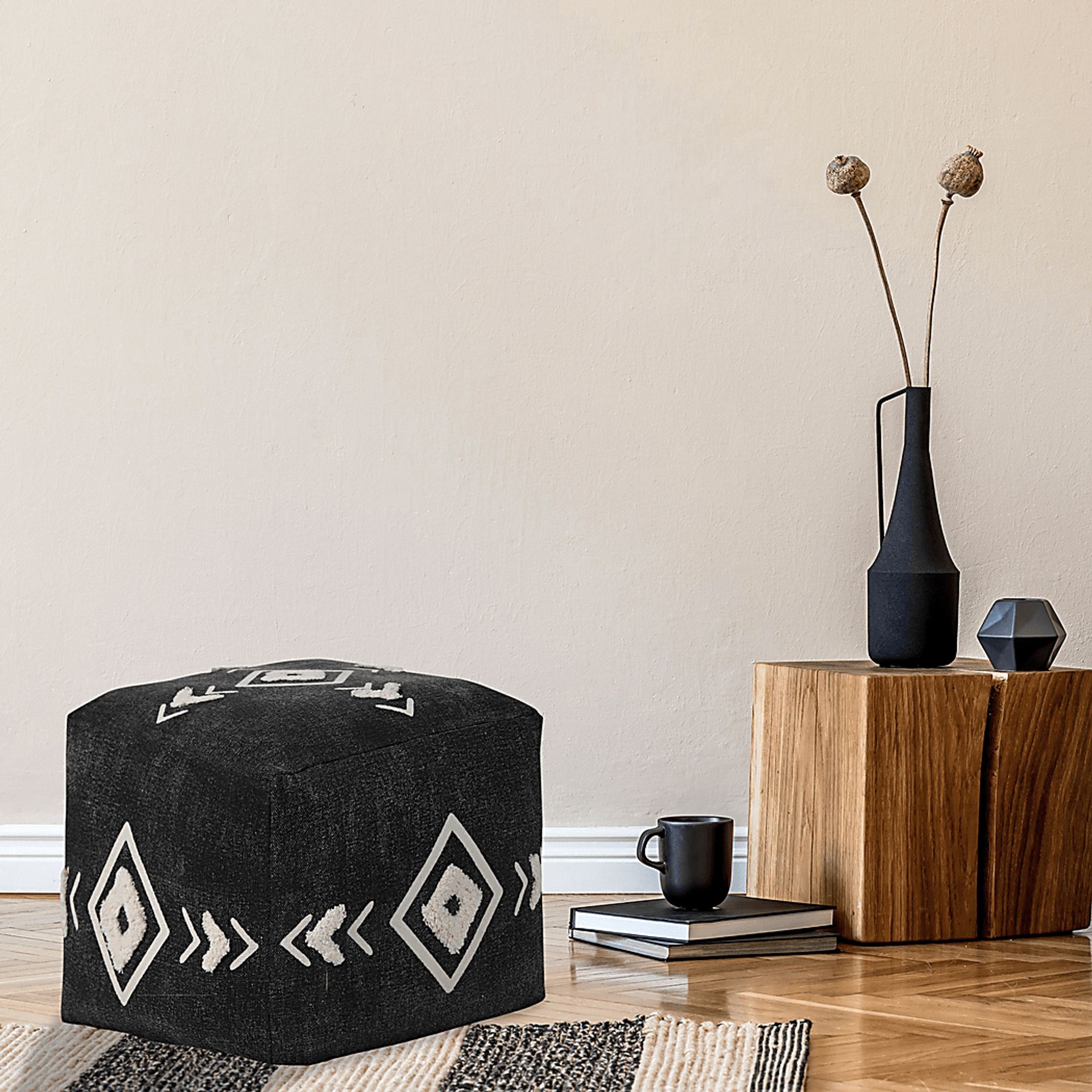 Fuana Black/White Pouf - Image 2
