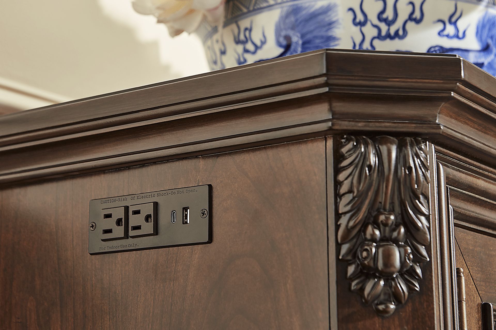 Fuller Brown Cherry Sideboard - Image 7