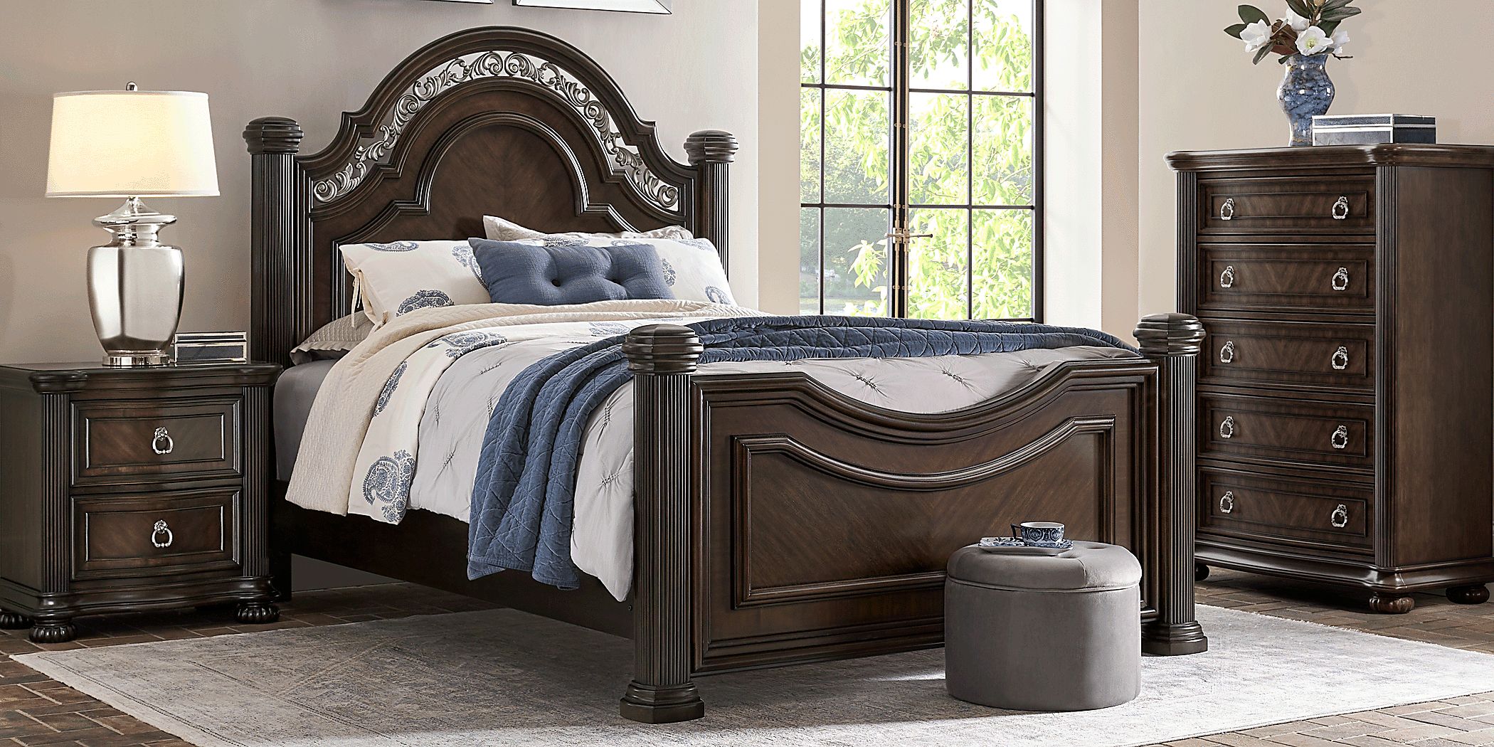 https://assets.roomstogo.com/product/gallagher-avenue-brown-5-pc-queen-bedroom_8048470P_image-room?cache-id=a0c4422750a113912a3fe5ee5c94b06d