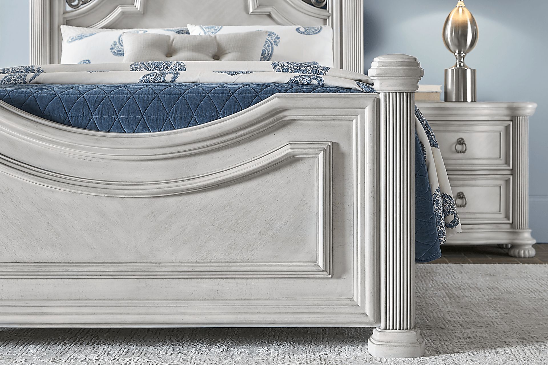 Gallagher Avenue White 3 Pc Queen Panel Bed - Image 4