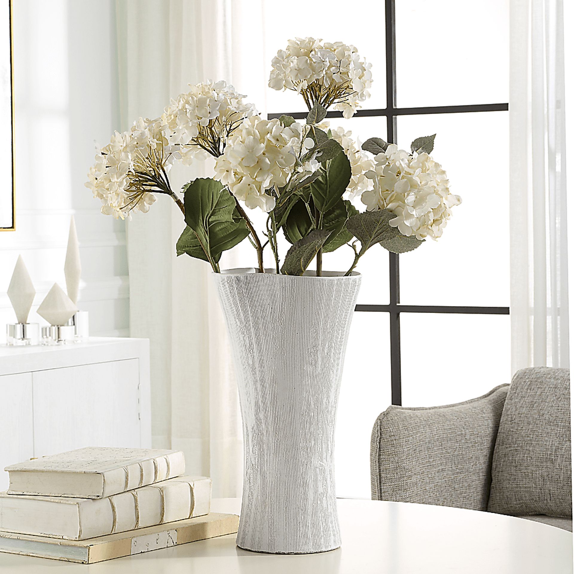 Galvan White Tall Vase - Image 3