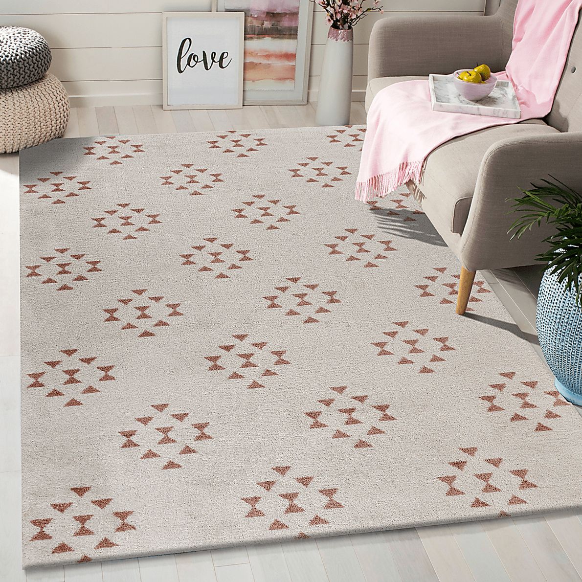 Gardela Ivory 7'9 x 9'5 Rug