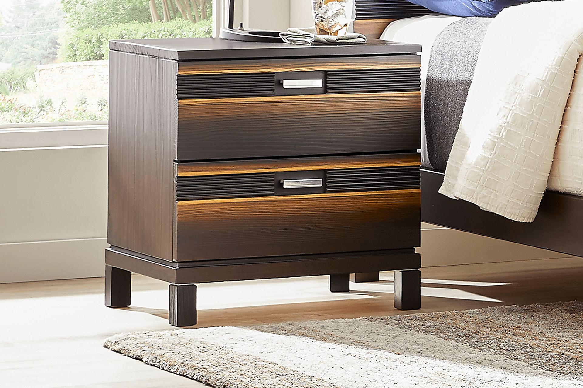 Gardenia Brown 5 Pc Queen Bedroom - Image 8