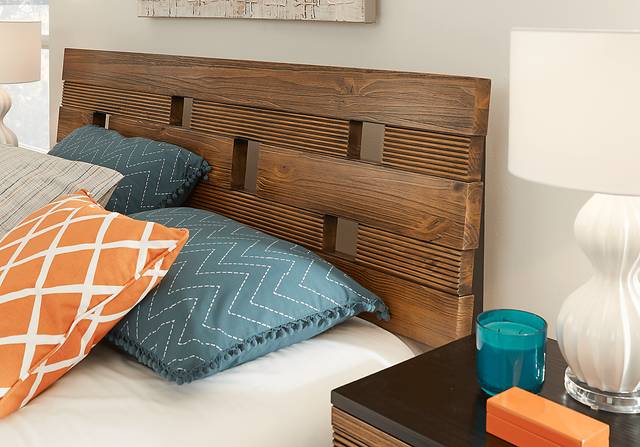 Gardenia Honey 6 Pc King Platform Bedroom - Thumbnail - Image 4