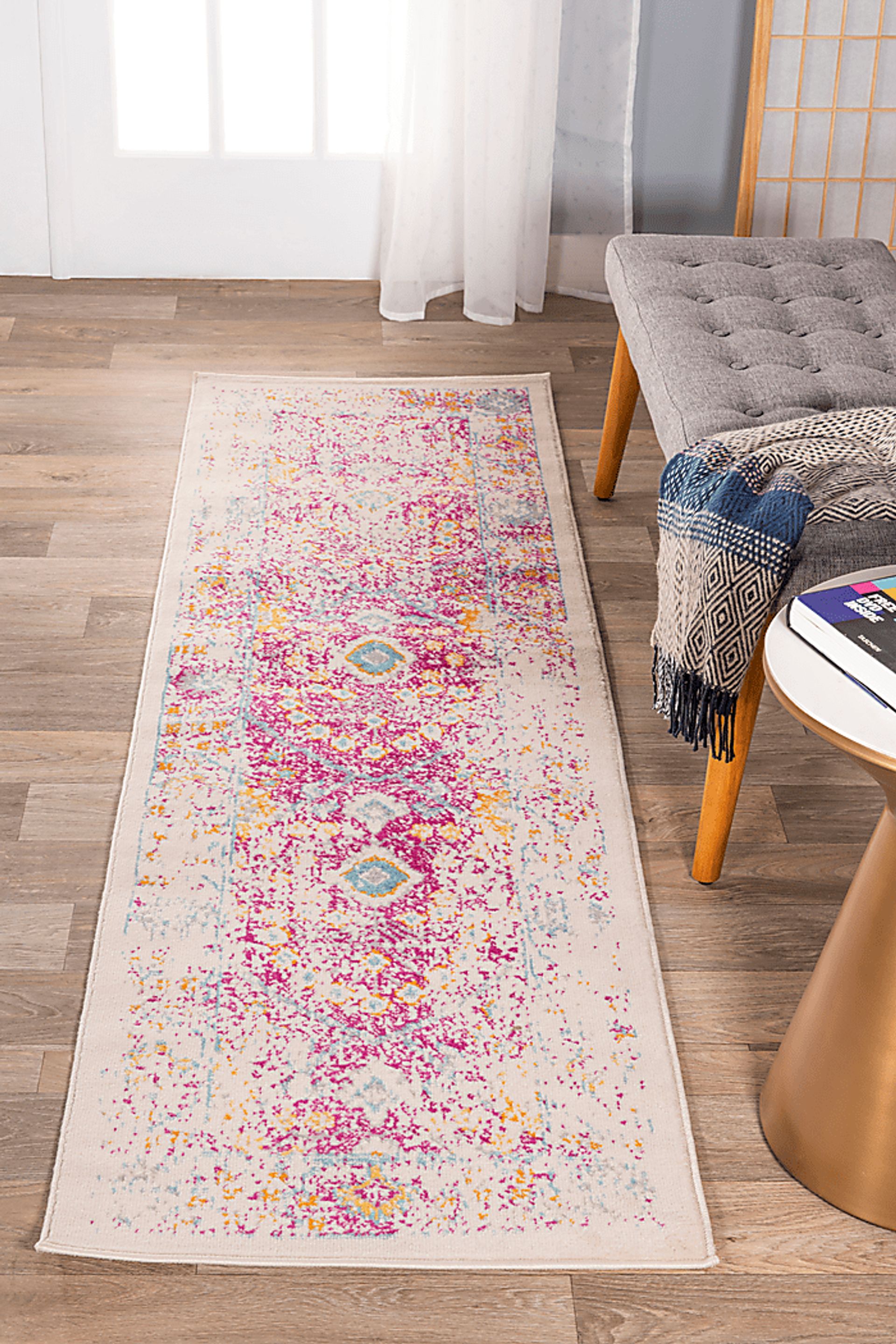 Garlon Pink 2' x 7' Runner Rug - Image 4