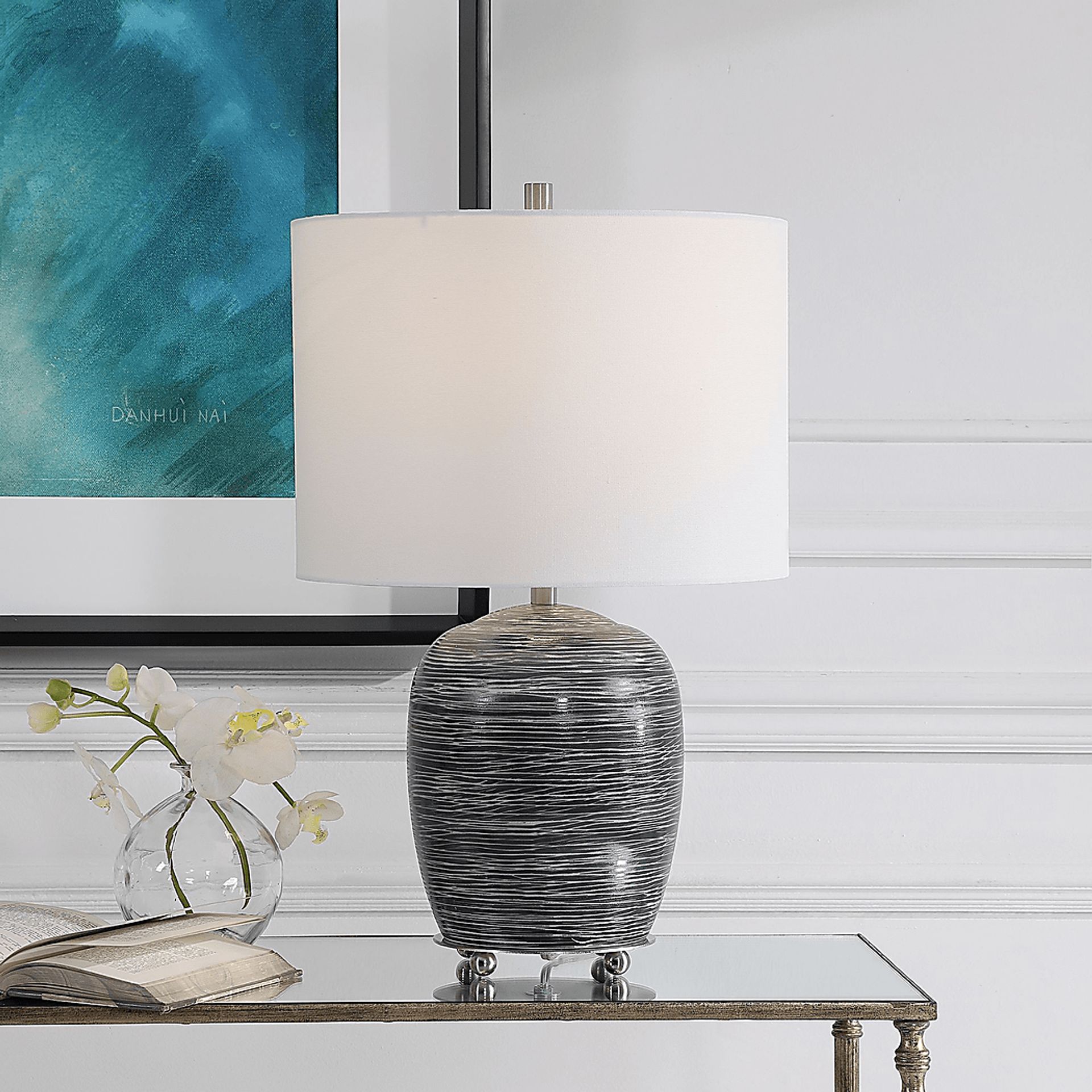 Garner Court Black Lamp - Image 2