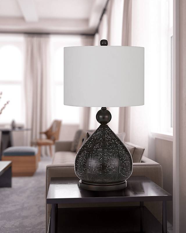 Gatehouse Bronze Lamp - Thumbnail - Image 2