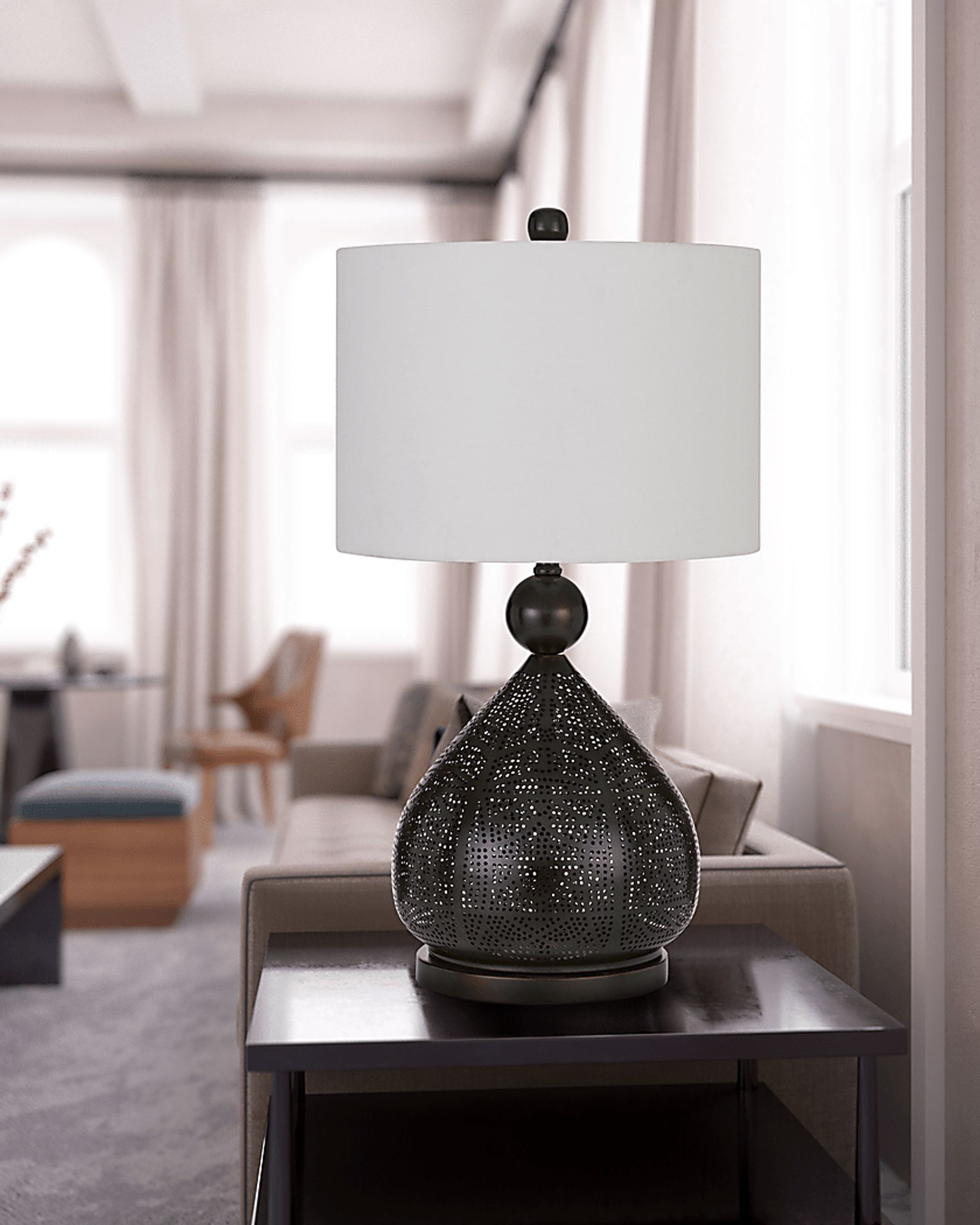 Gatehouse Bronze Lamp - Image 2