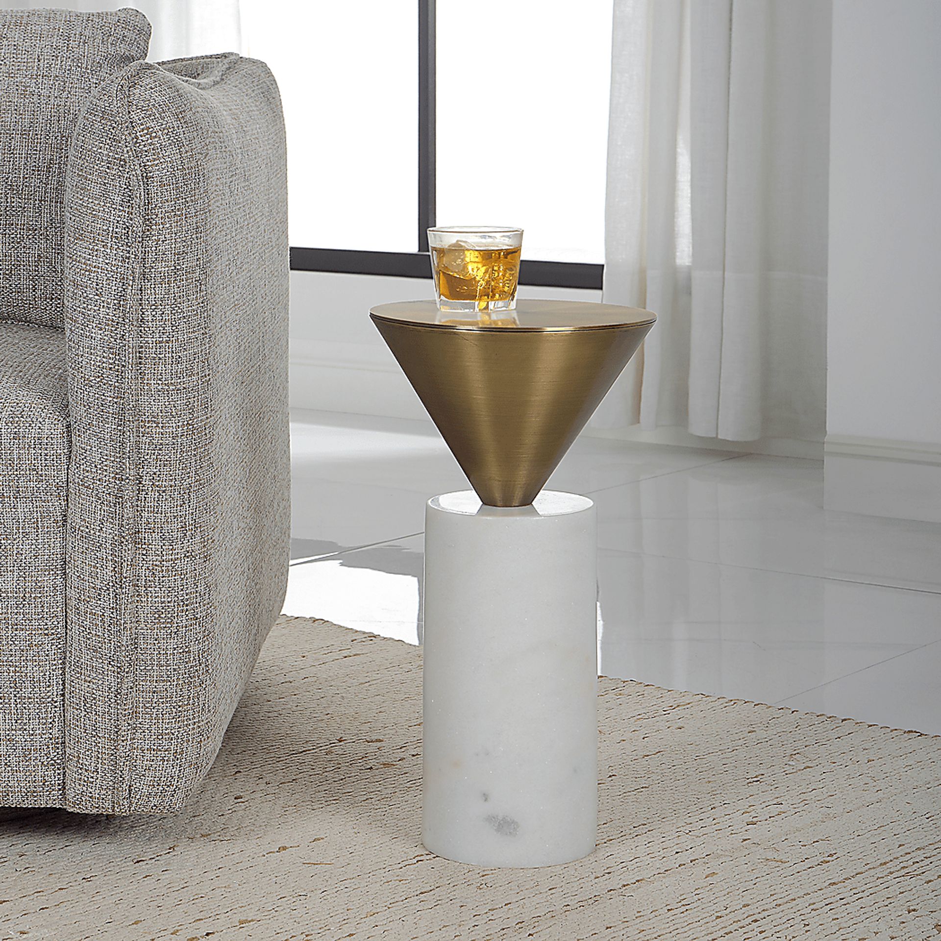 Geldus Brass Accent Table - Image 2