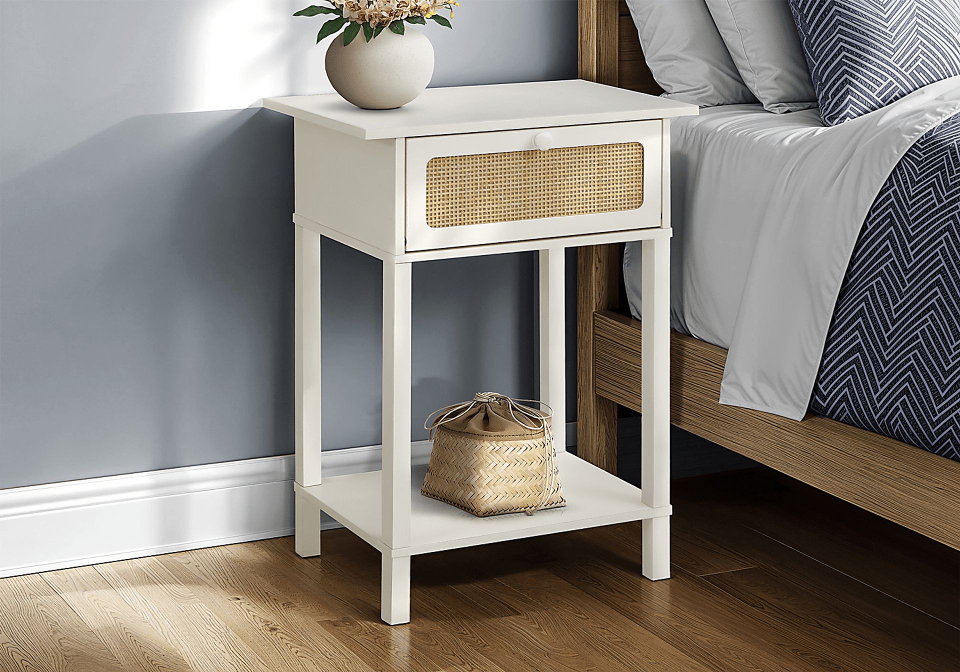Gembat White Nightstand - Image 3