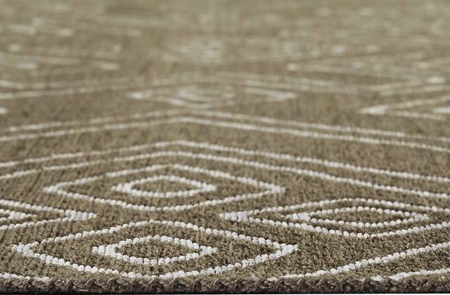 Ghimm Brown 7'10 x 10' Rug - Thumbnail - Image 5
