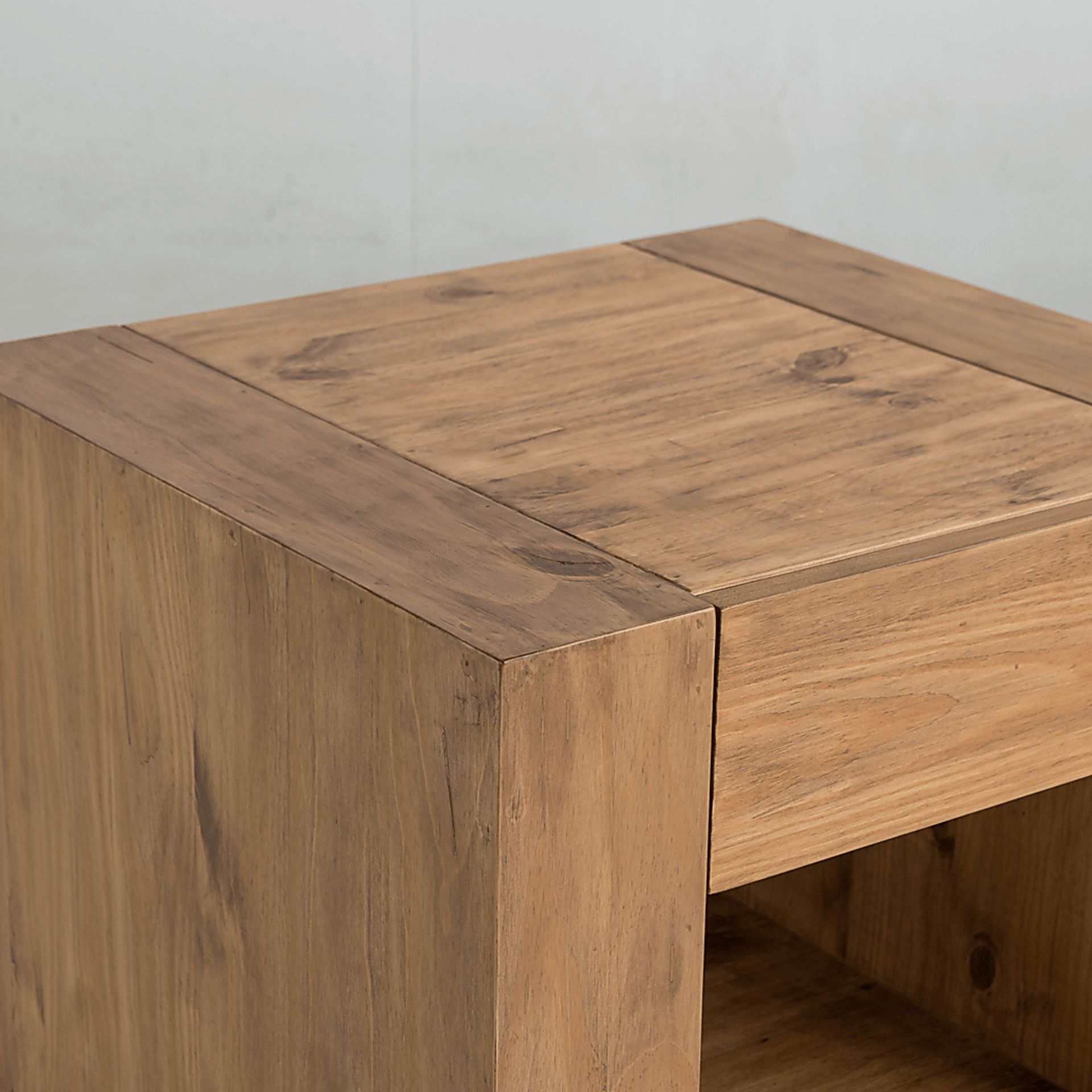 Giacomoy Brown End Table - Image 6
