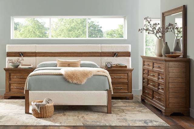 Gillon Ferry Beige 7 Pc Queen Upholstered Wall Bedroom - Thumbnail - Image 1
