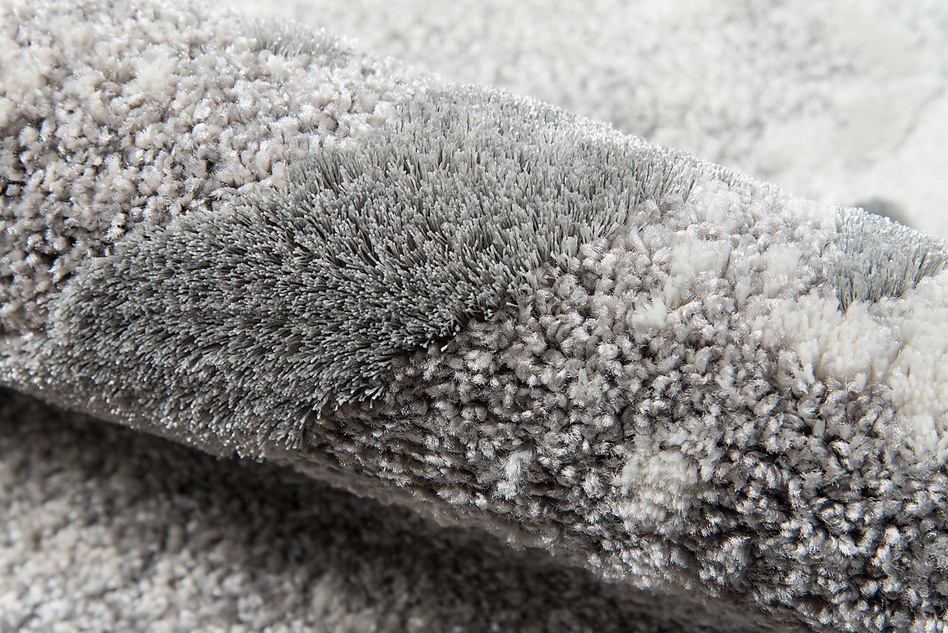 Gillson Gray 7'6 x 9'6 Rug - Image 3