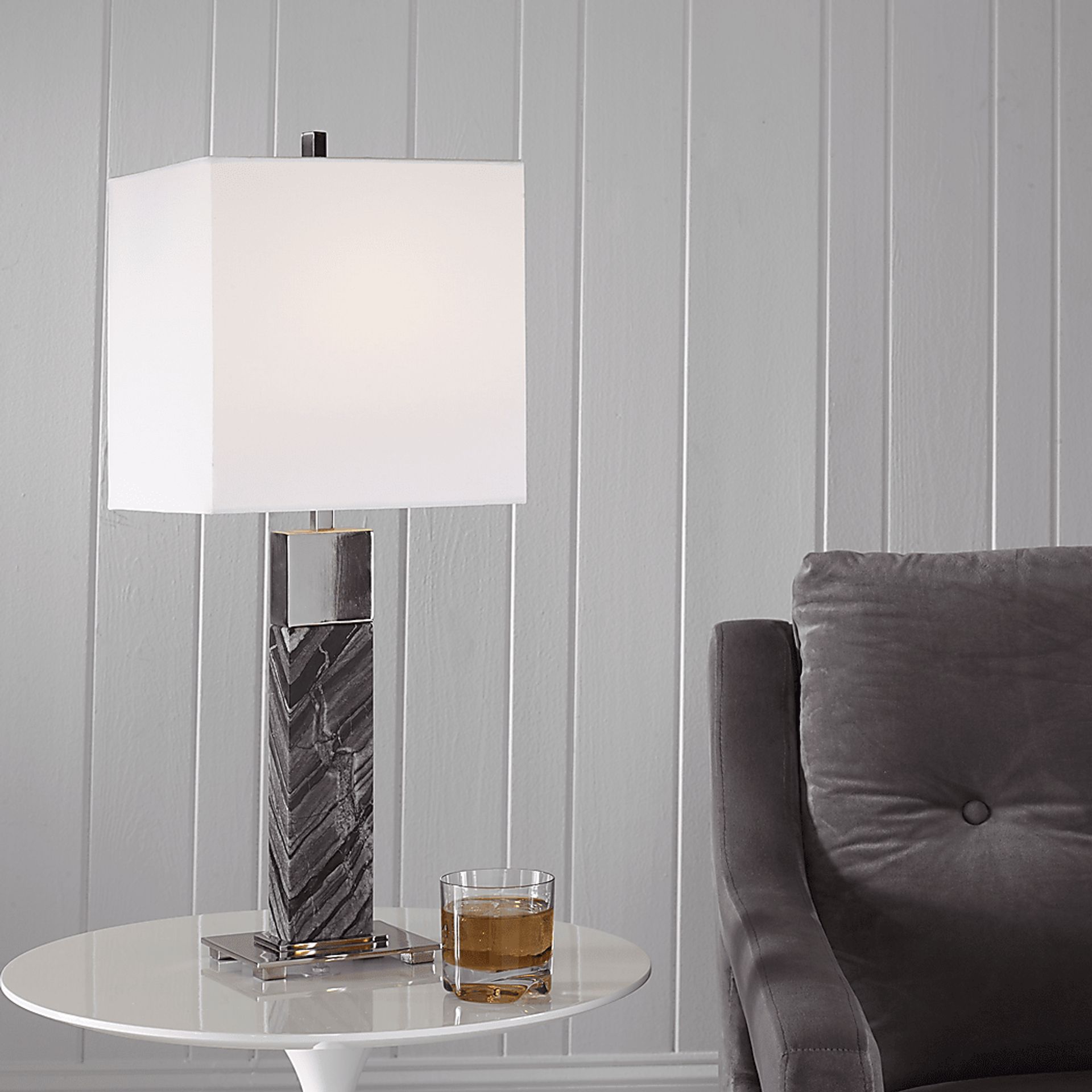 Giralda Avenue Black Lamp - Image 4