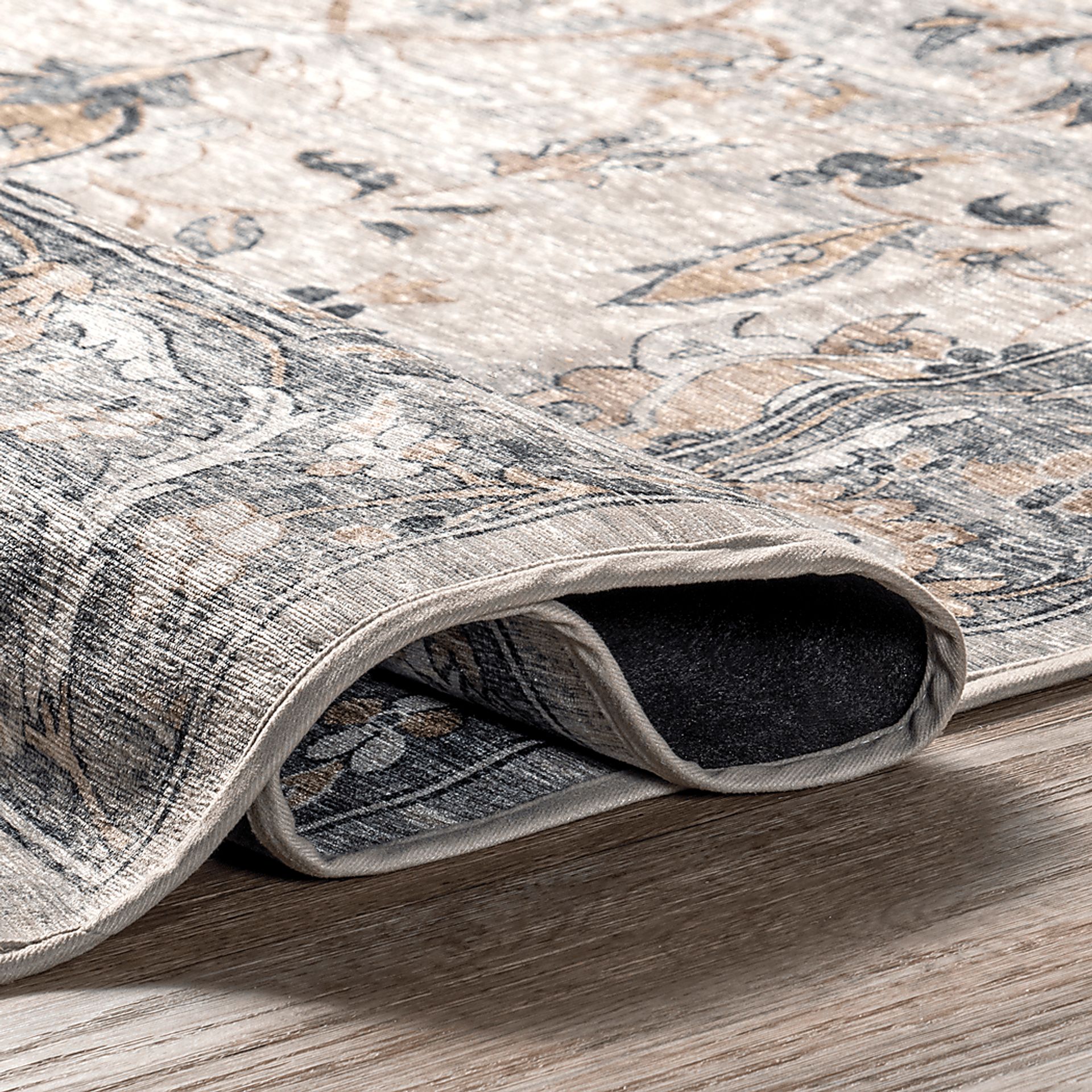 Gizane Gray 4' x 6' Rug - Image 6