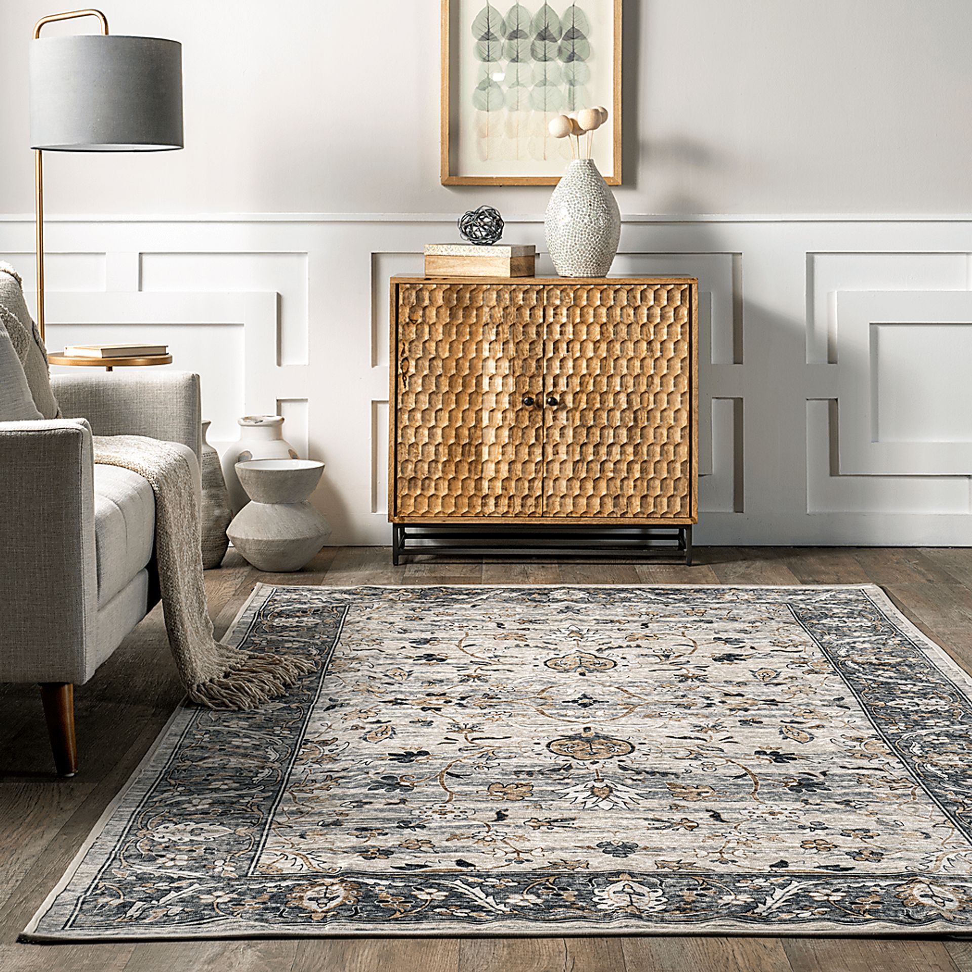 Gizane Gray 4' x 6' Rug - Image 3
