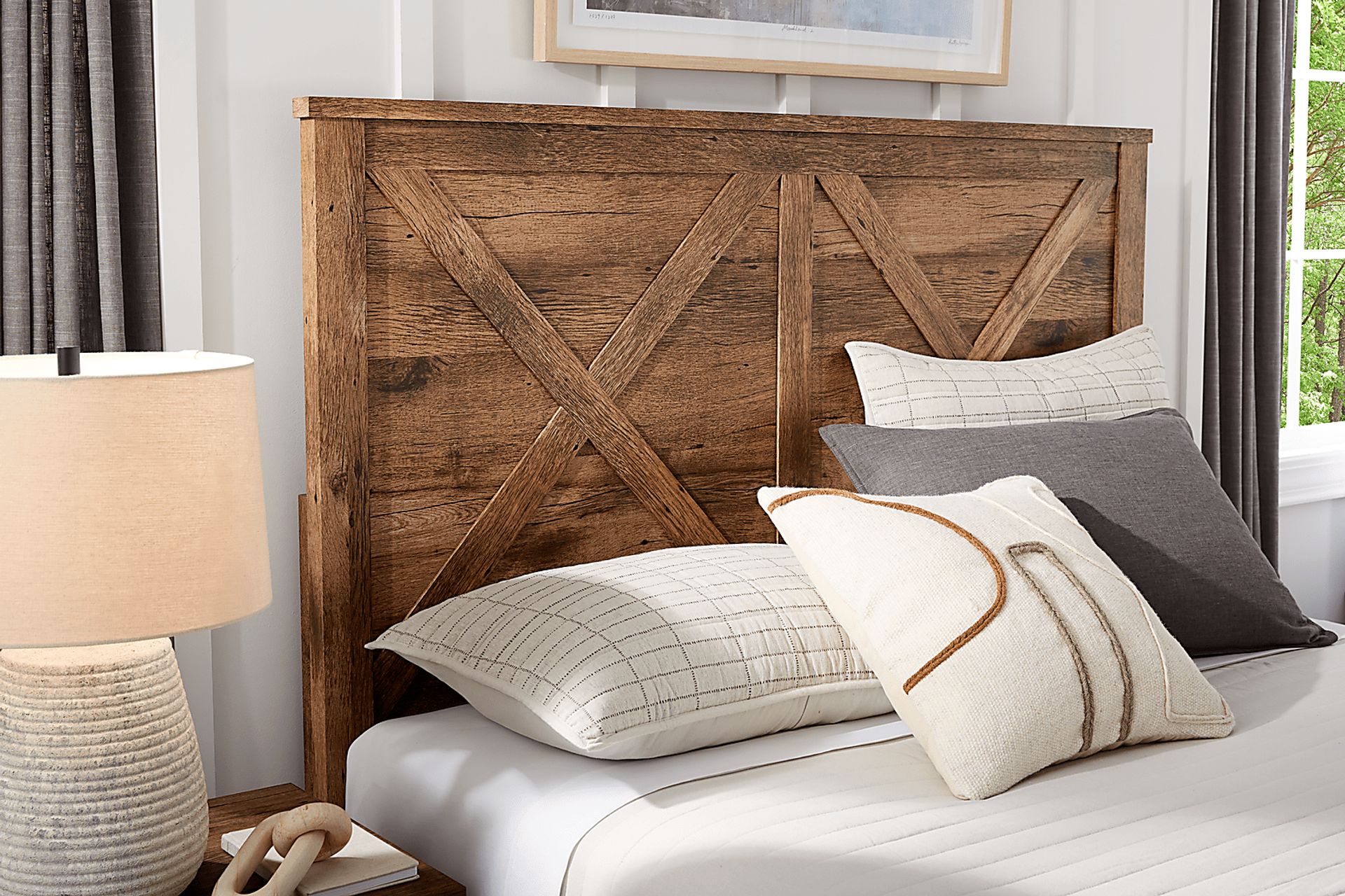 Glen Oaks Brown 5 Pc Queen Panel Bedroom - Image 3
