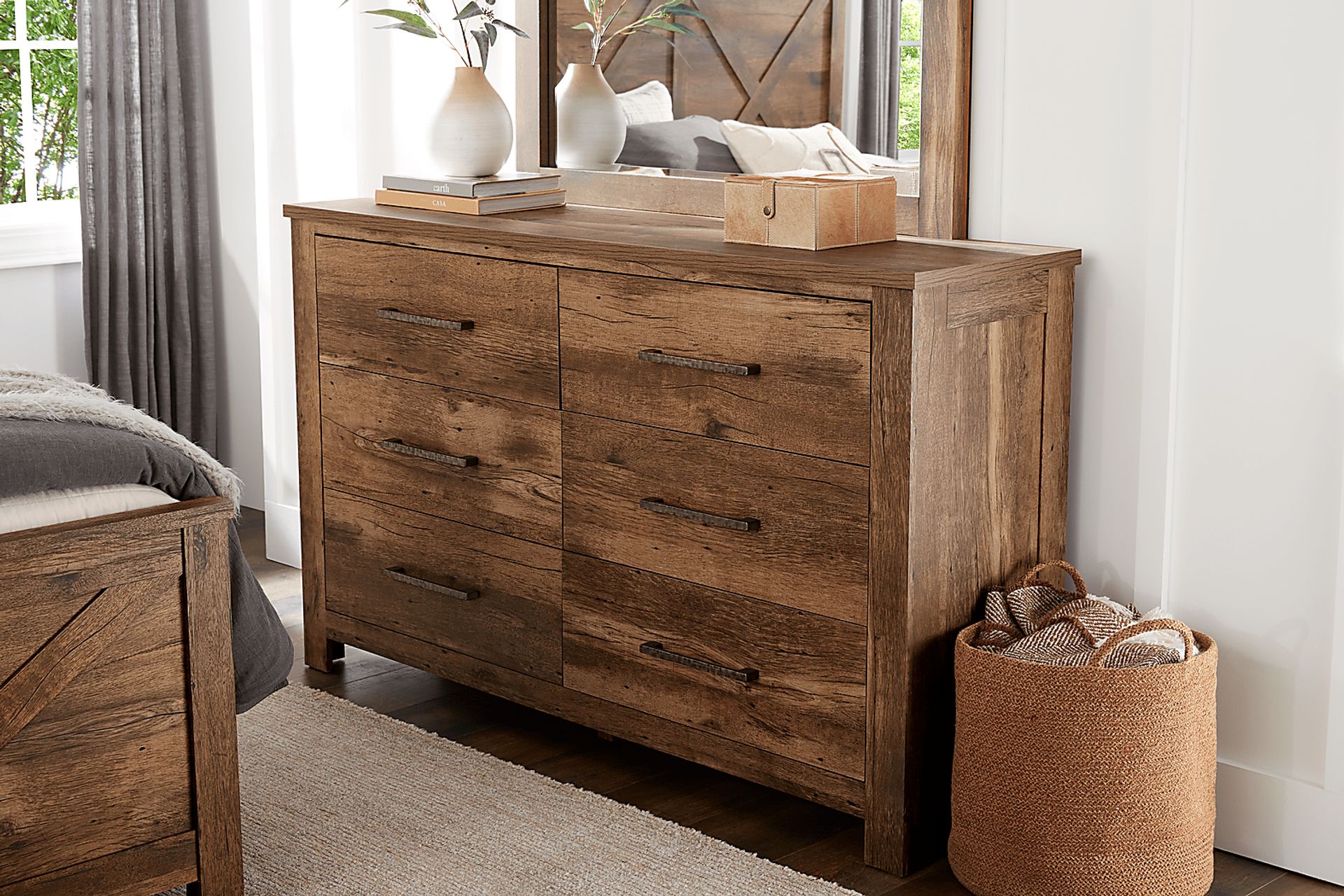 Glen Oaks Brown 5 Pc Queen Panel Bedroom - Image 7
