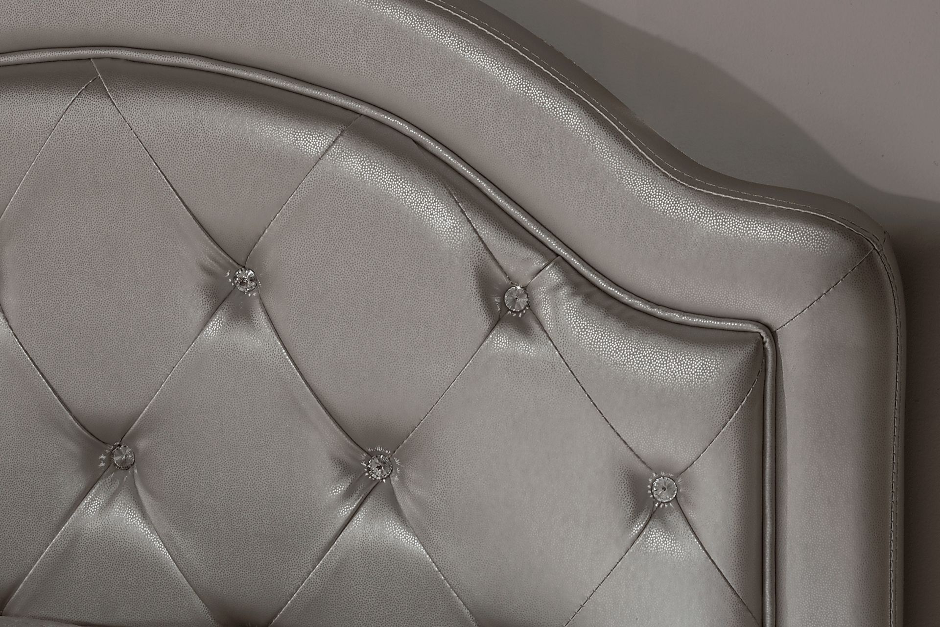 Glenarbor Silver Twin Upholstered Headboard - Image 2