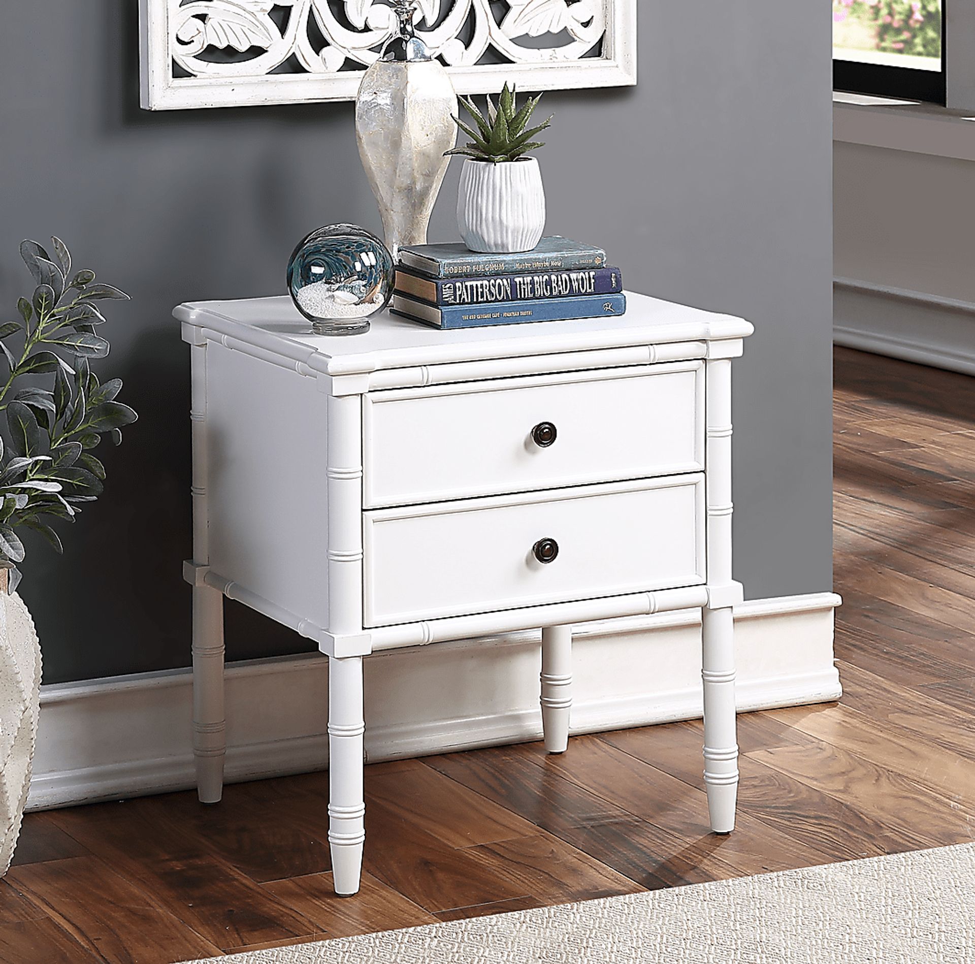 Glennford White End Table - Image 8