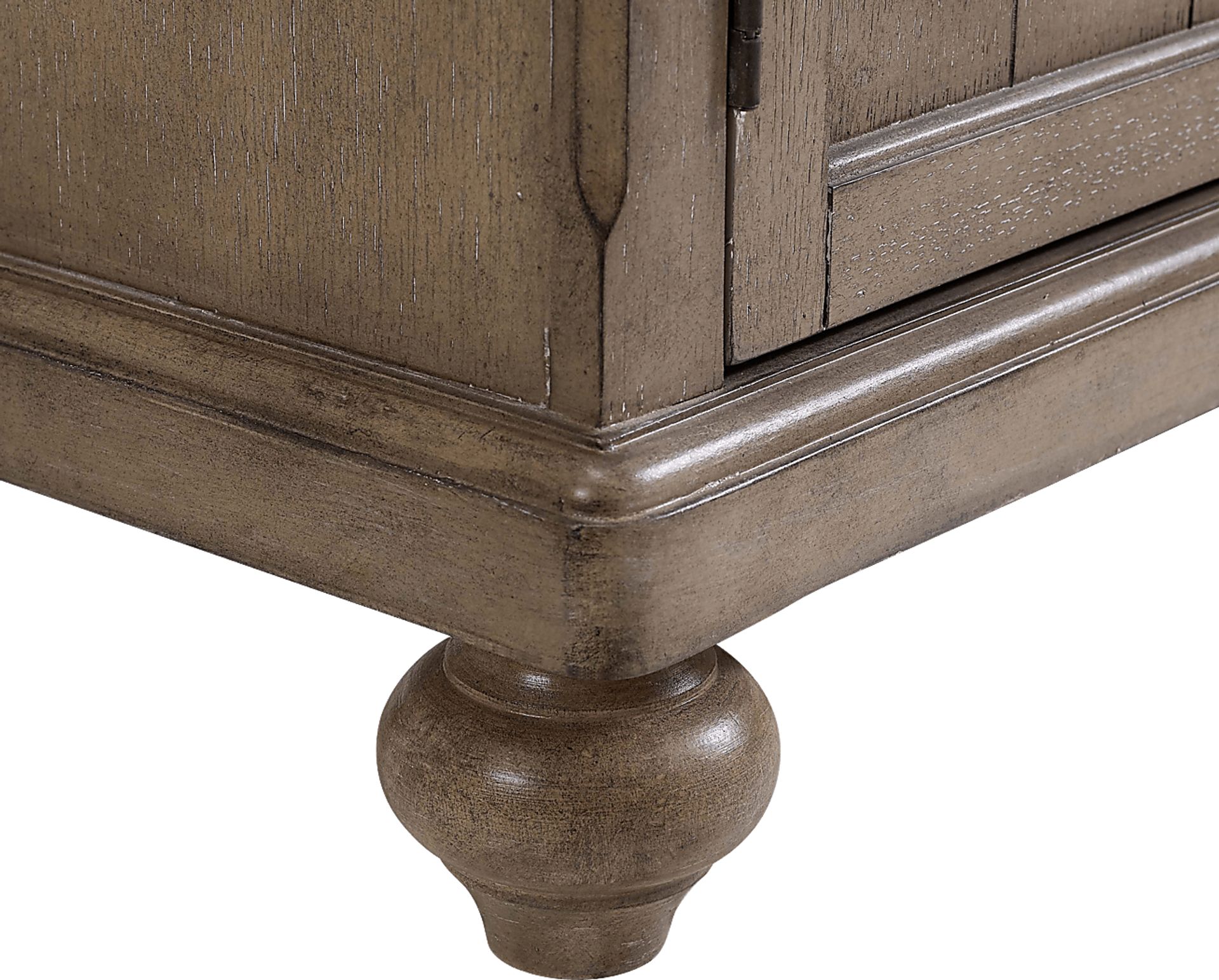 Glenshyre Natural Accent Cabinet - Image 6