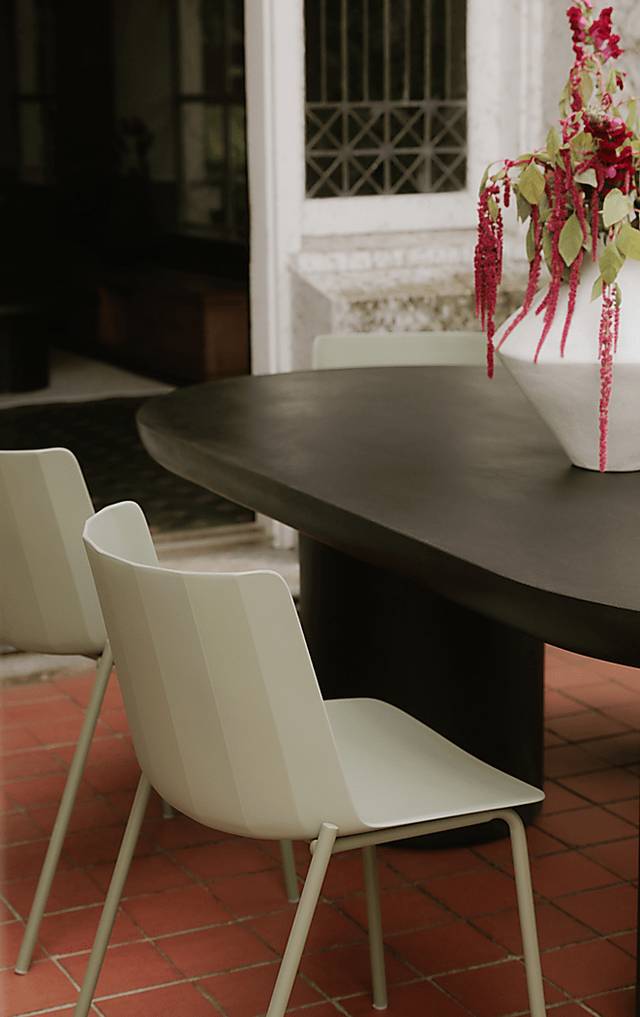 Glenury Green Outdoor Dining Chair, Set of 2 - Thumbnail - Image 16