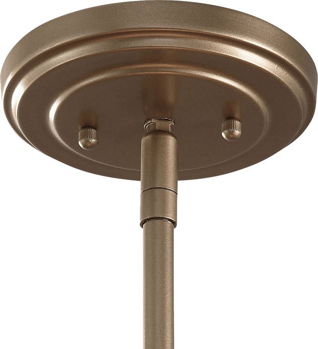 Glenwild Court Gold Pendant - Thumbnail - Image 3