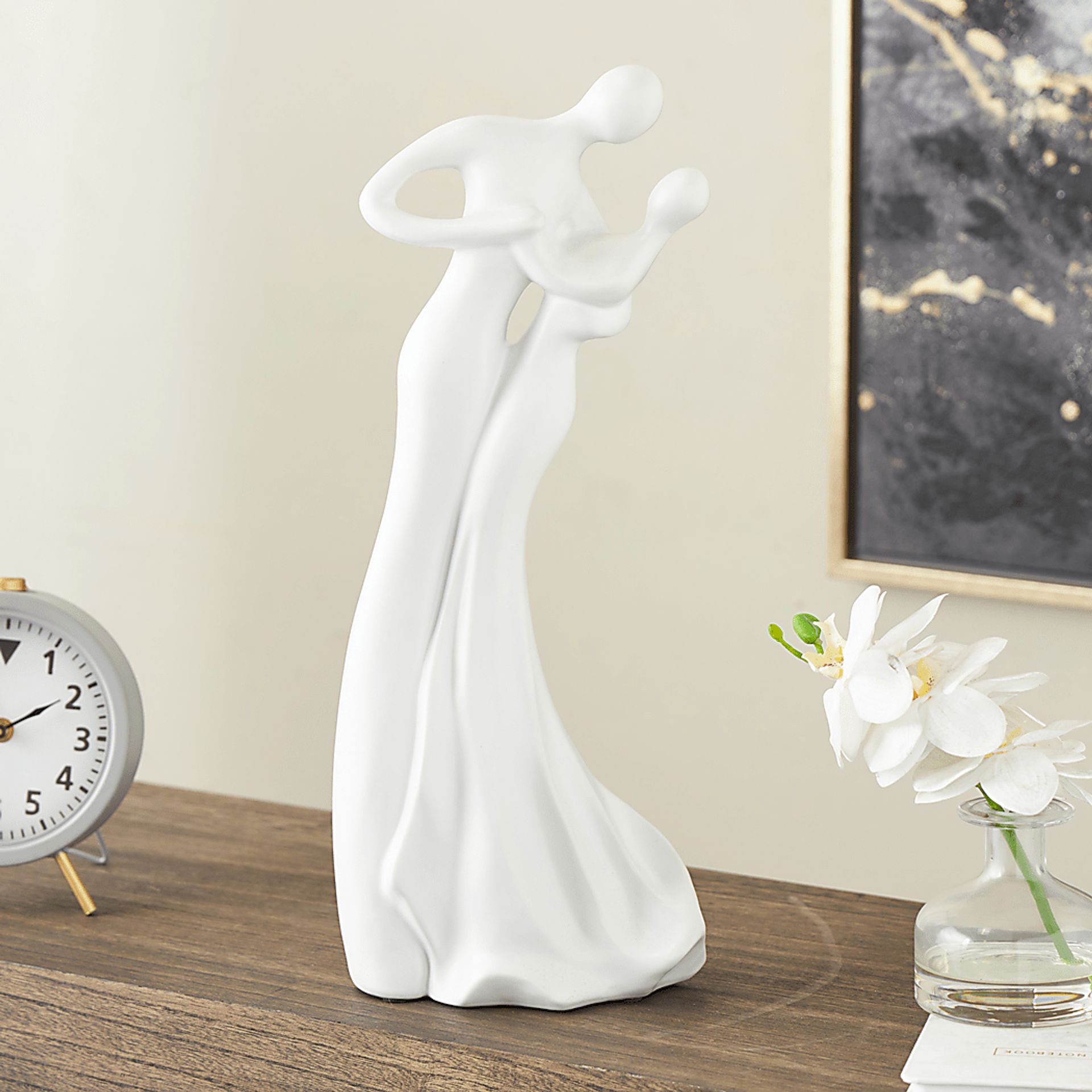 Globesys White Sculpture - Image 2