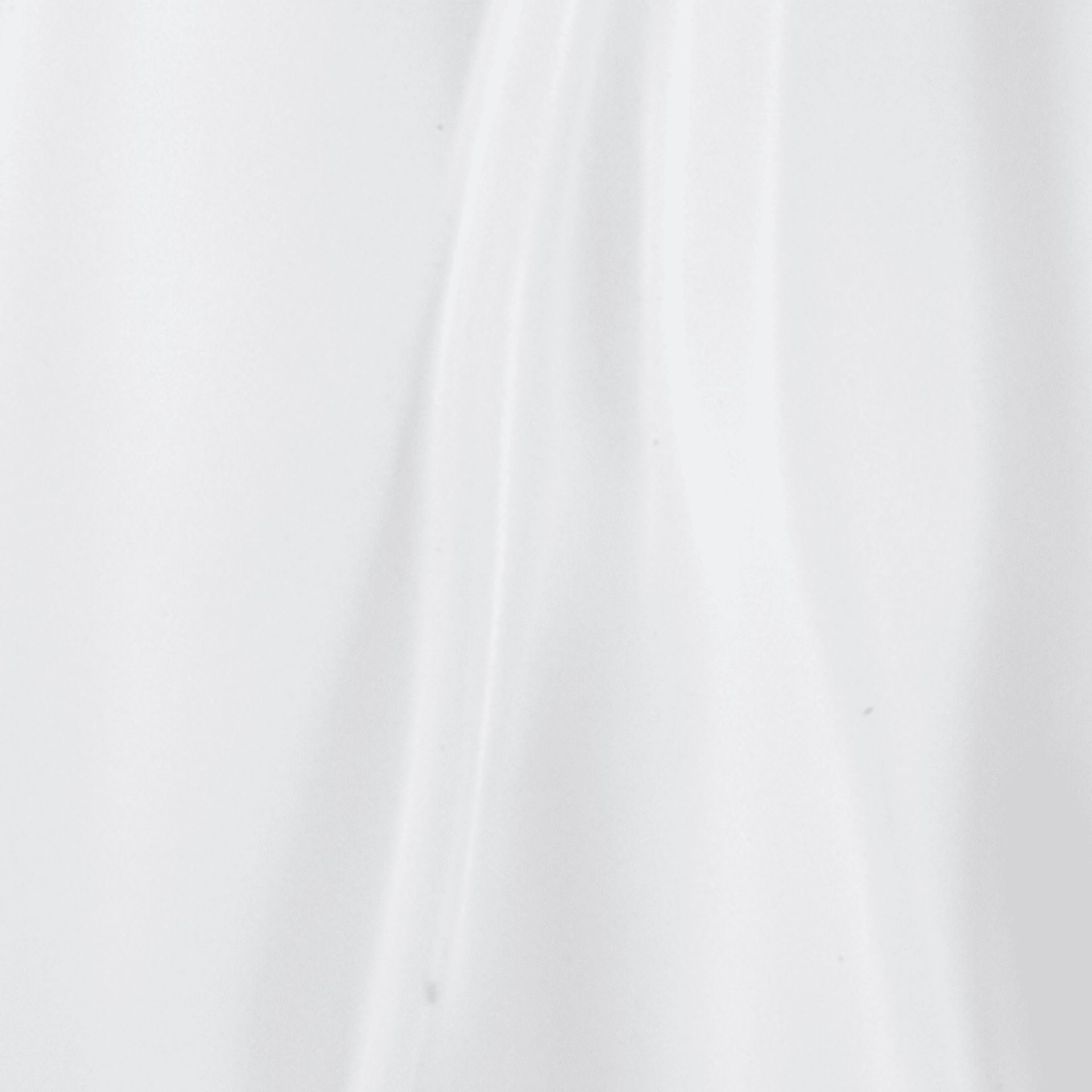 Globesys White Sculpture - Image 8