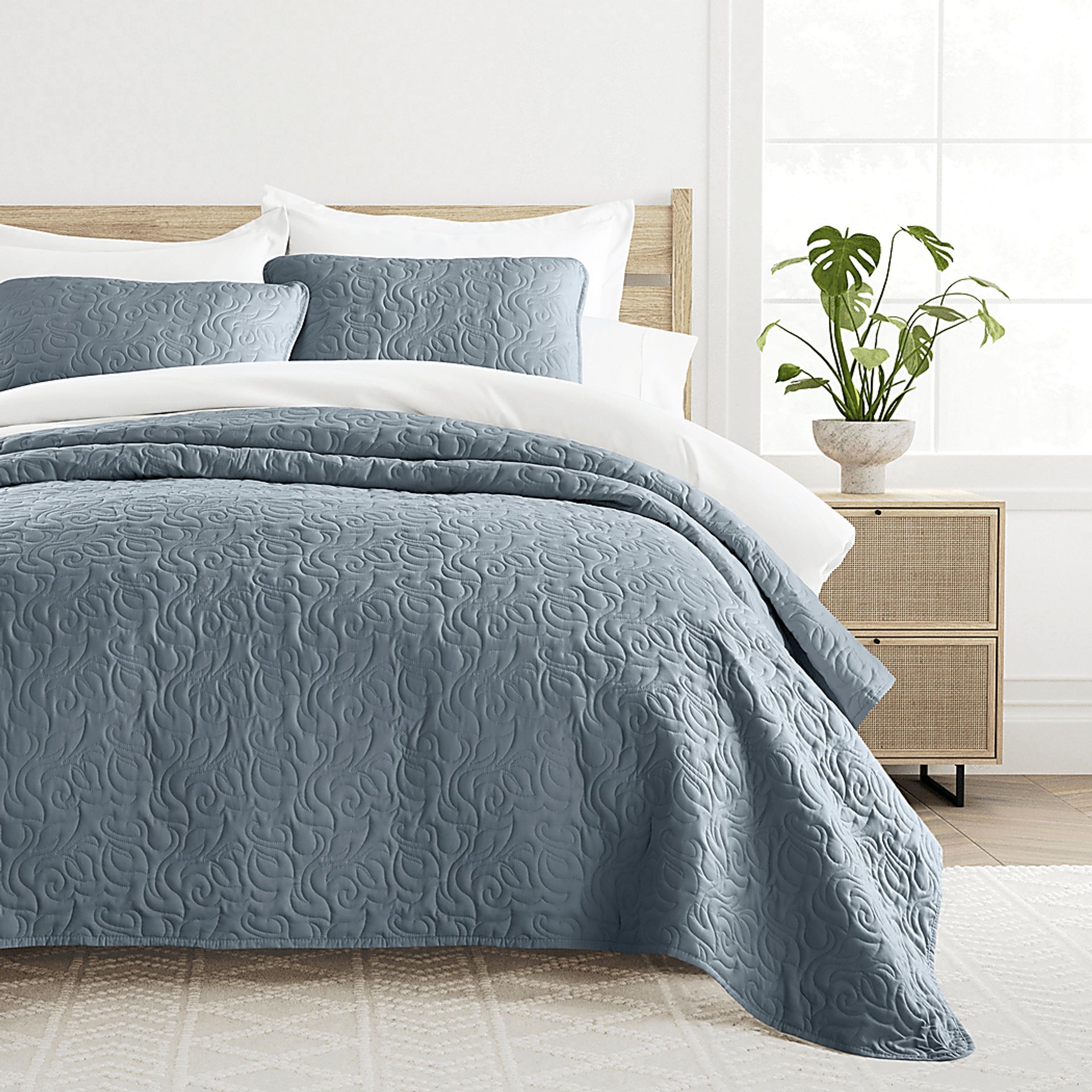 Goldhorn Blue 2 Pc Twin Quilt Set - Image 3