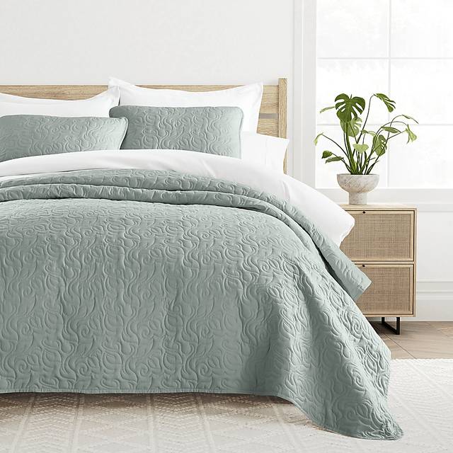 Goldhorn Green 3 Pc Queen Quilt Set - Thumbnail - Image 3